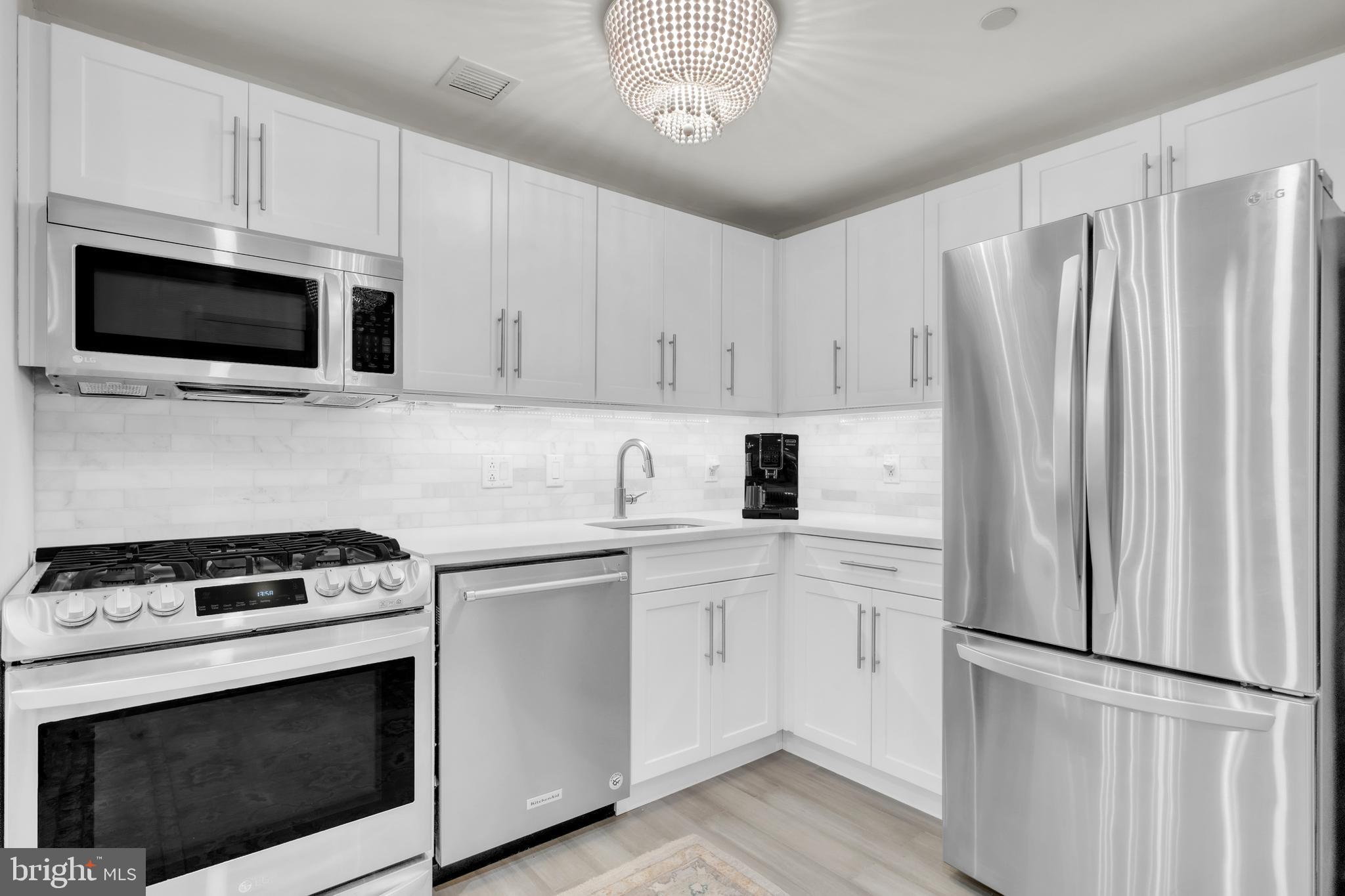 RITTENHOUSE SQUARE - Residential