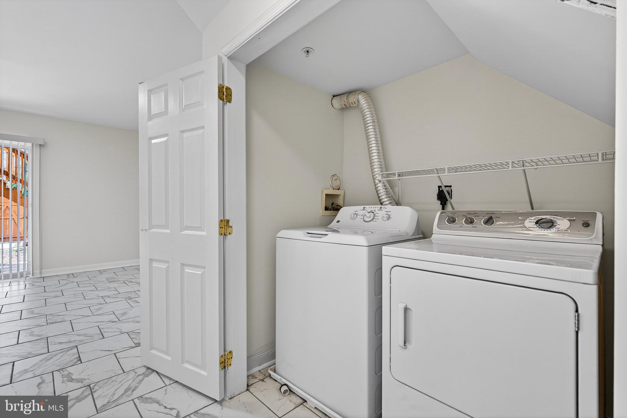 WHITTIER POND - Residential