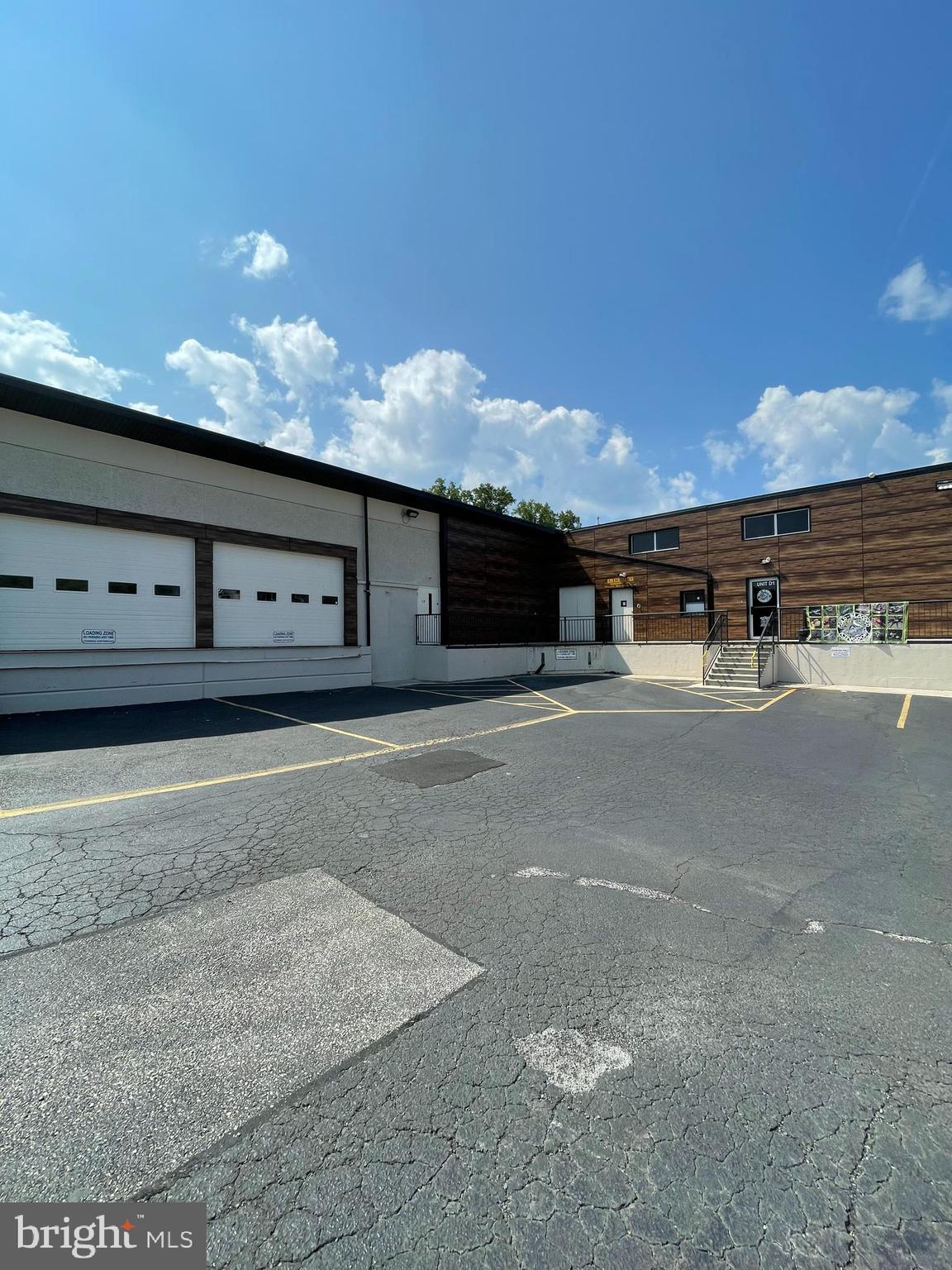 - Commercial Lease