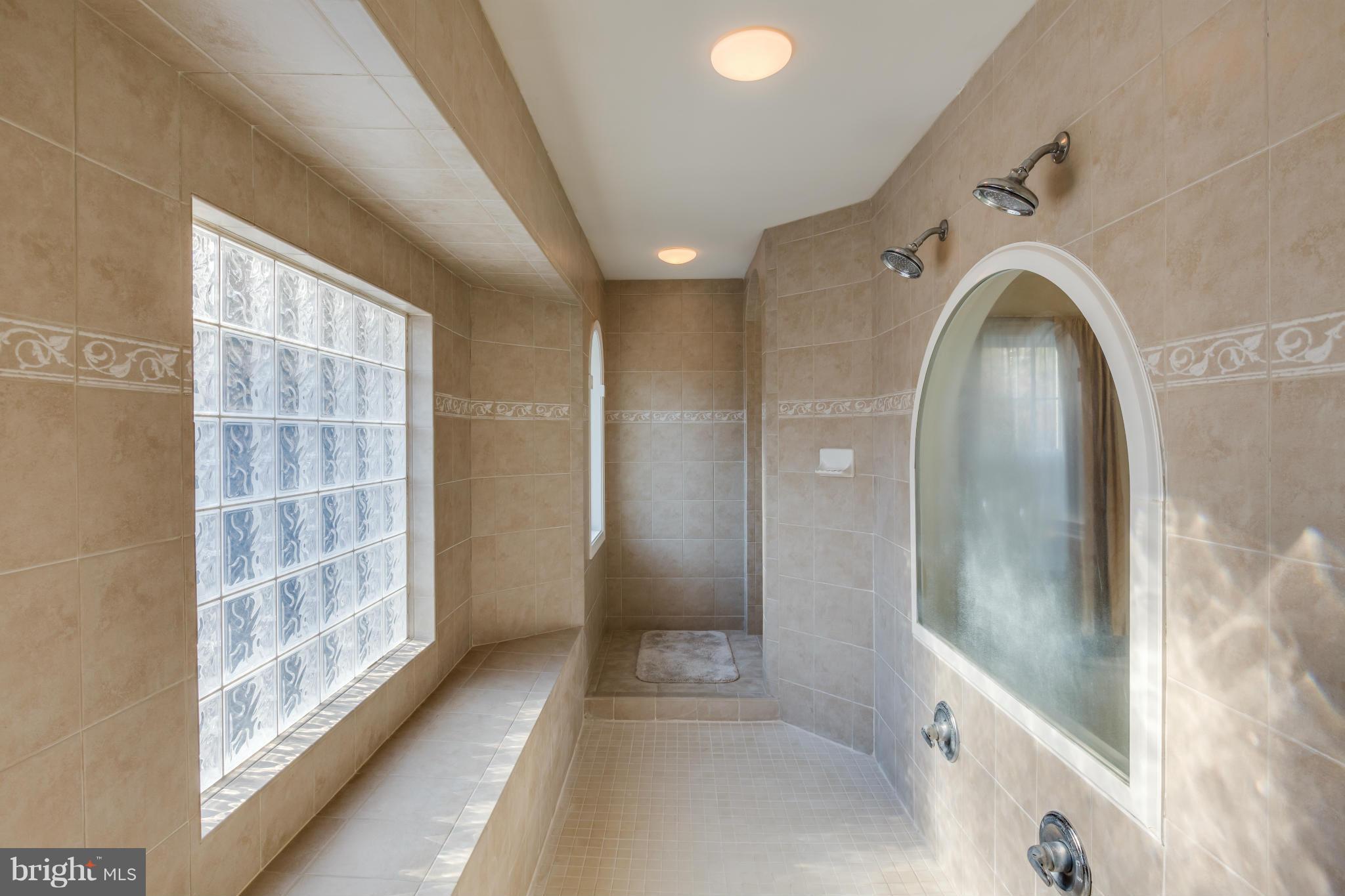 WORMAN ESTATES - Residential