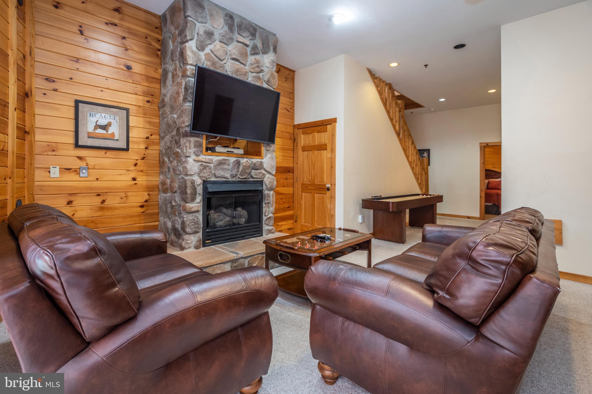 CEDAR SHORES - Residential