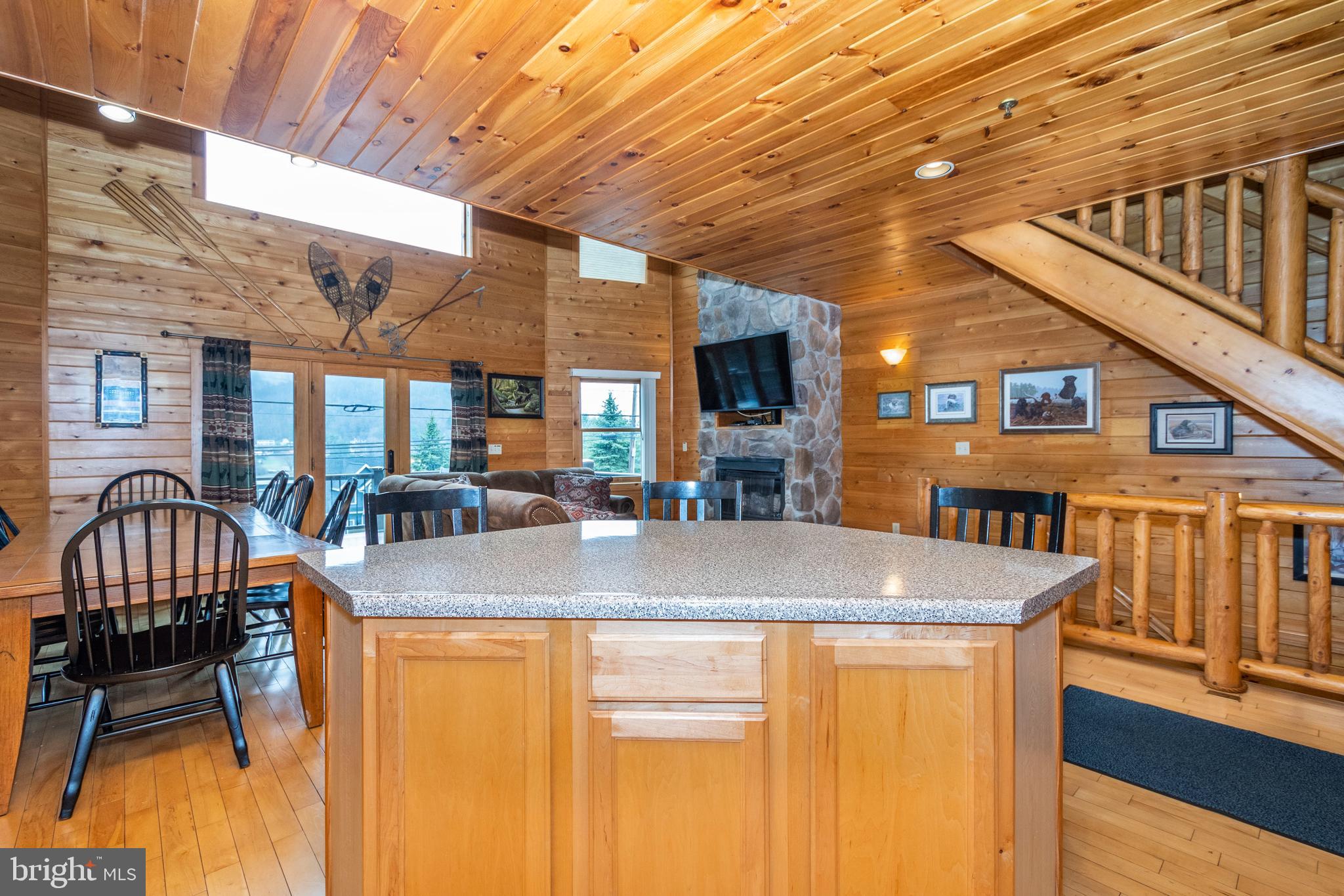 CEDAR SHORES - Residential