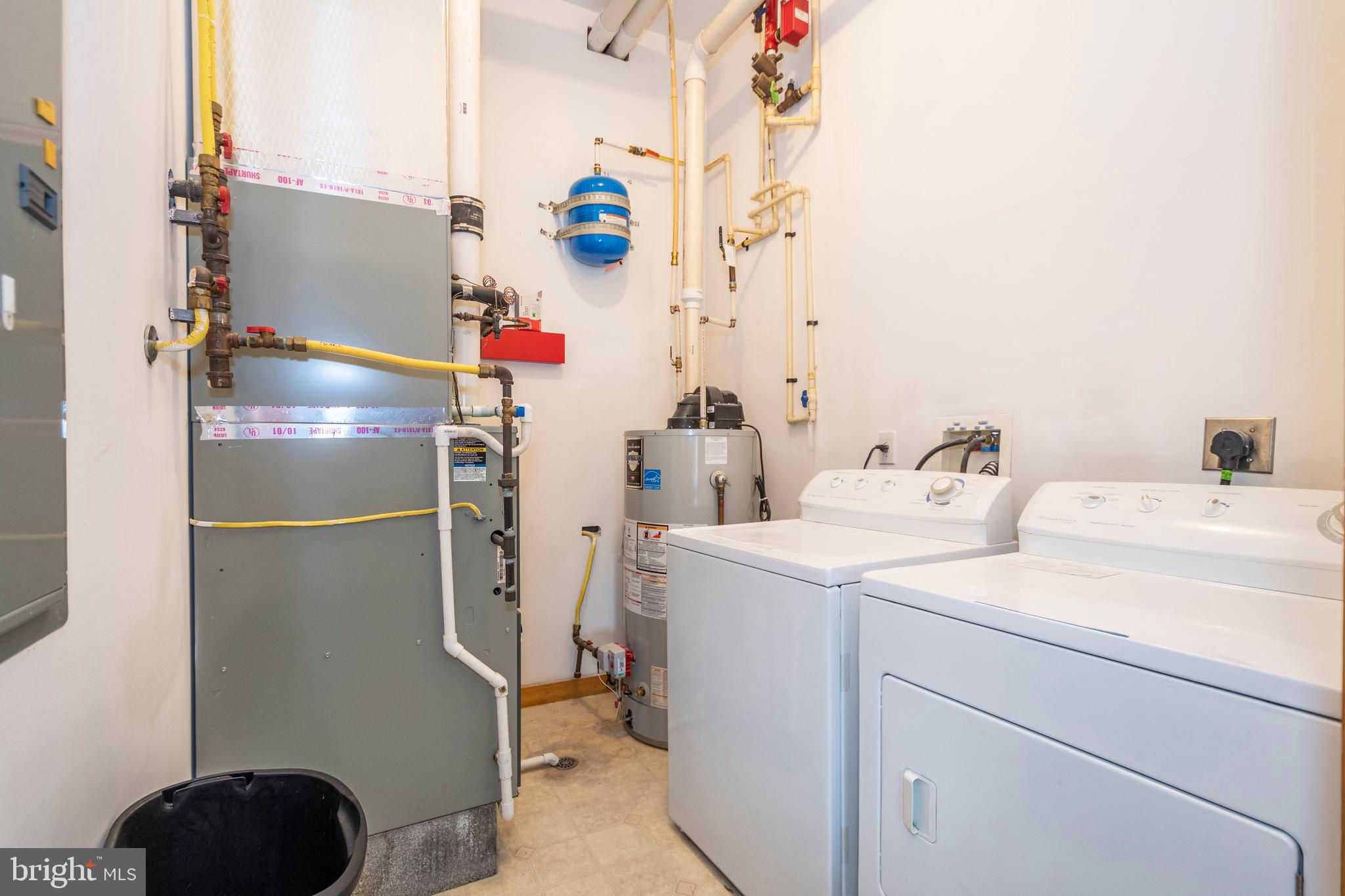 CEDAR SHORES - Residential