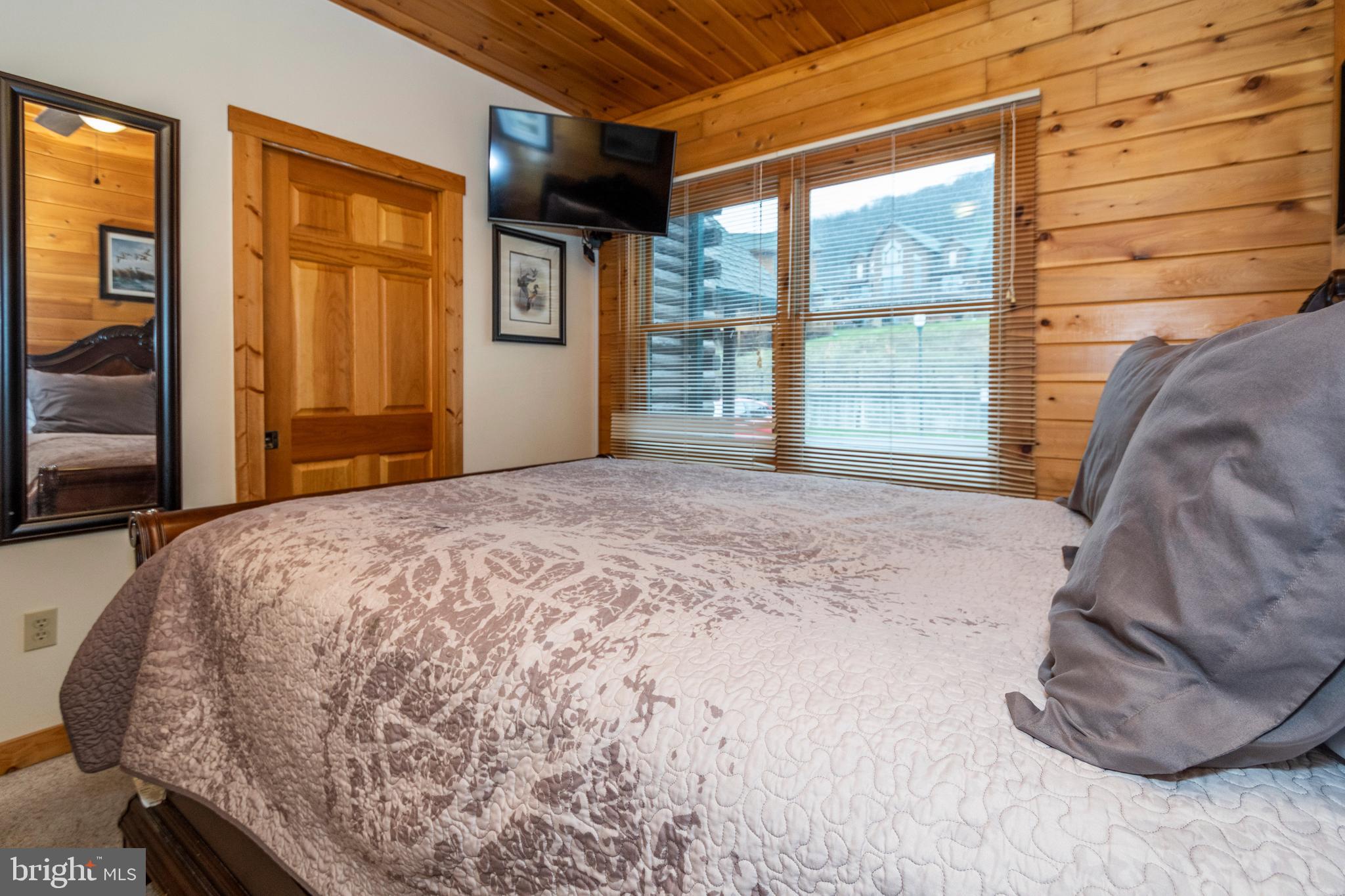 CEDAR SHORES - Residential