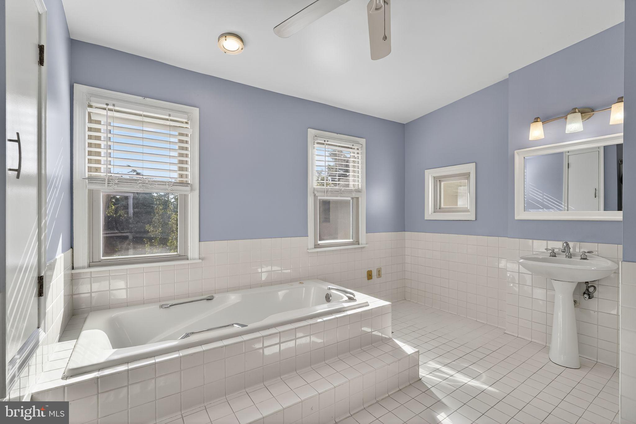 GRADUATE HOSPITAL - Residential