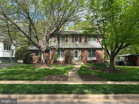 Photo of 6710 Moly Drive, FALLS CHURCH, VA 22046 (MLS # VAFX2313854)