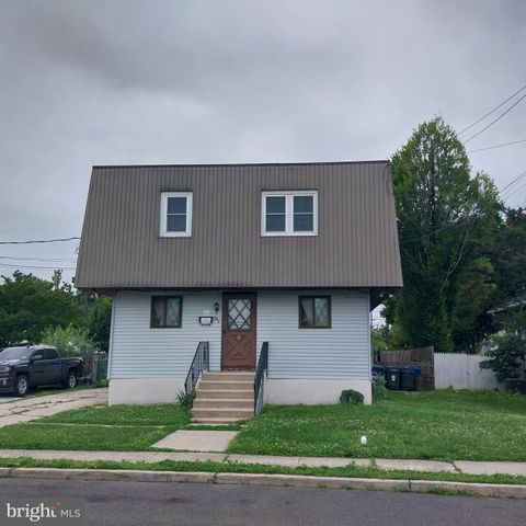 14 S CHESTNUT AVENUE MAPLE SHADE NJ 08052