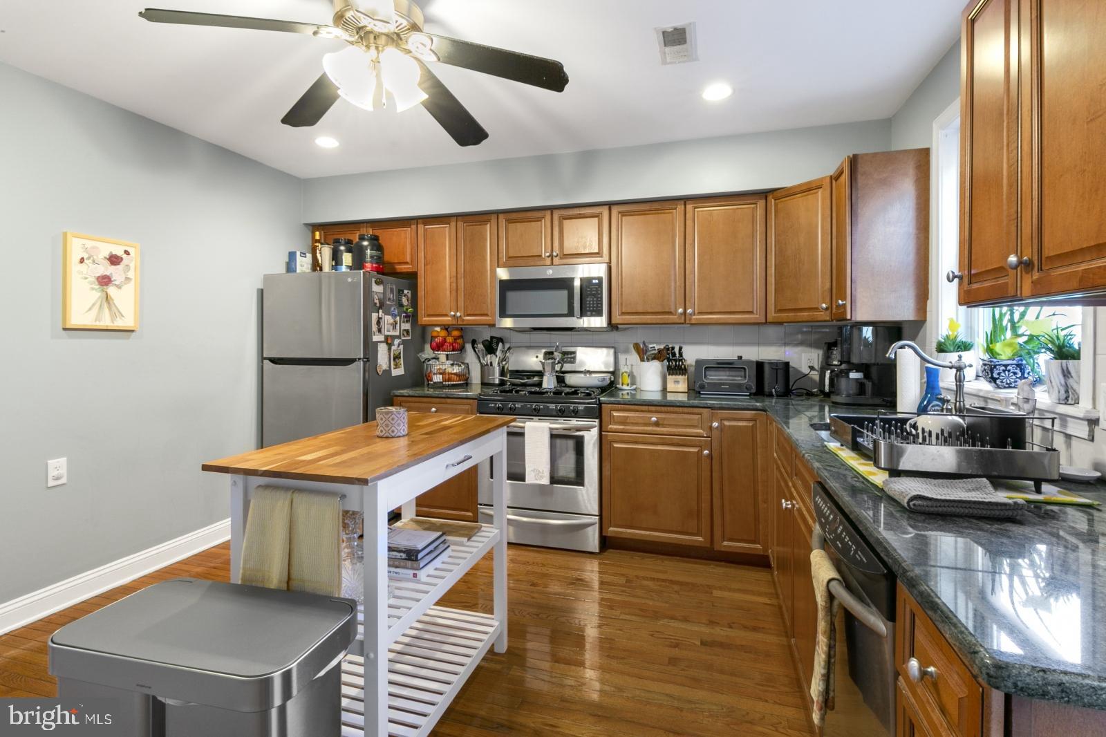 PENNSPORT - Residential Lease