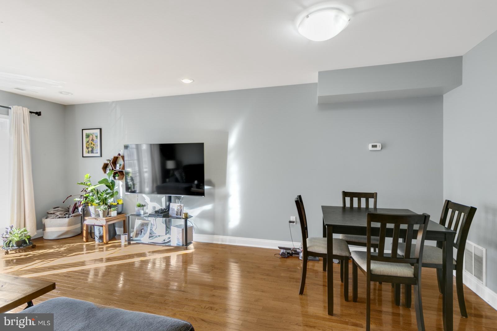 PENNSPORT - Residential Lease