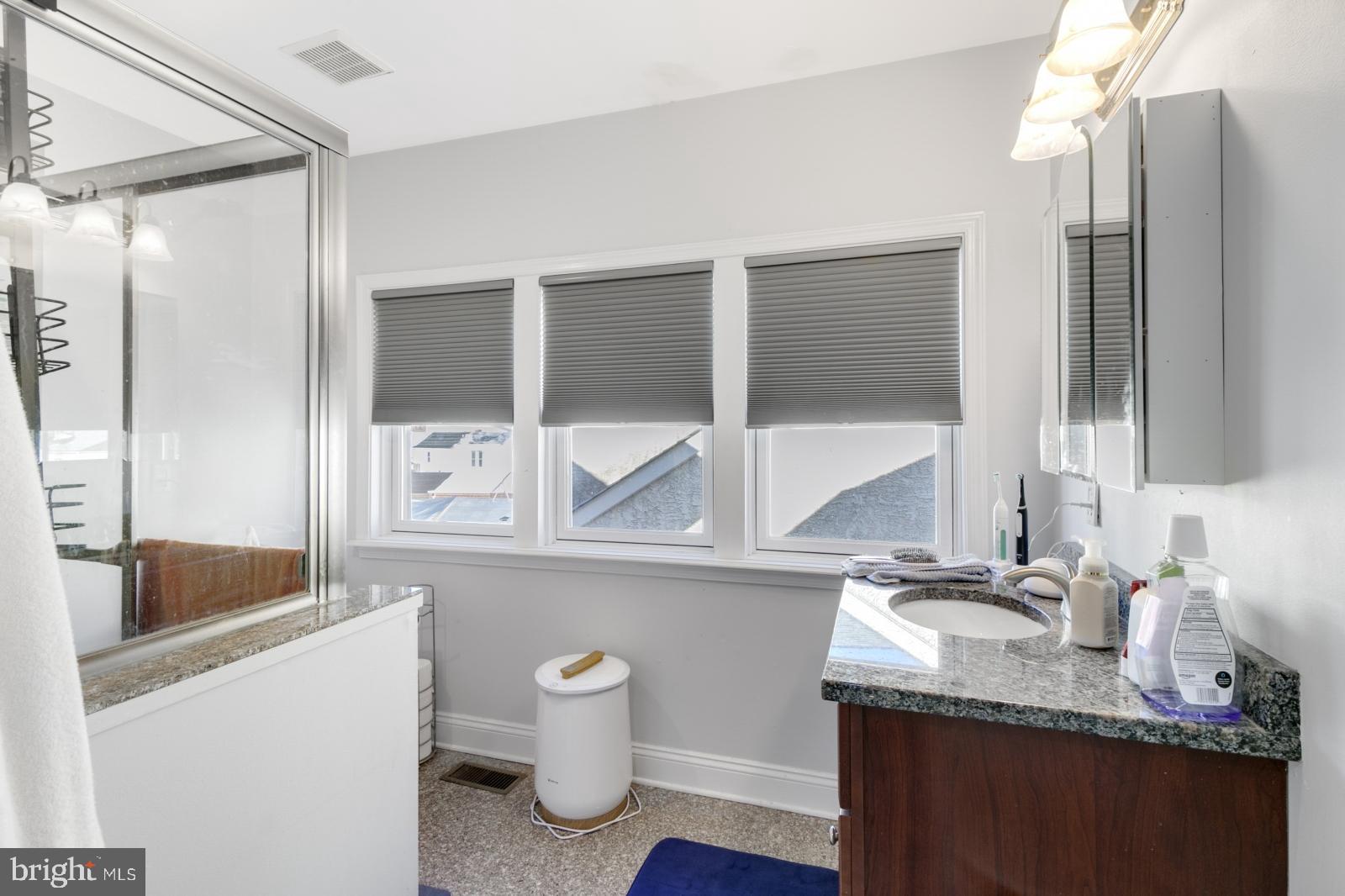 PENNSPORT - Residential Lease