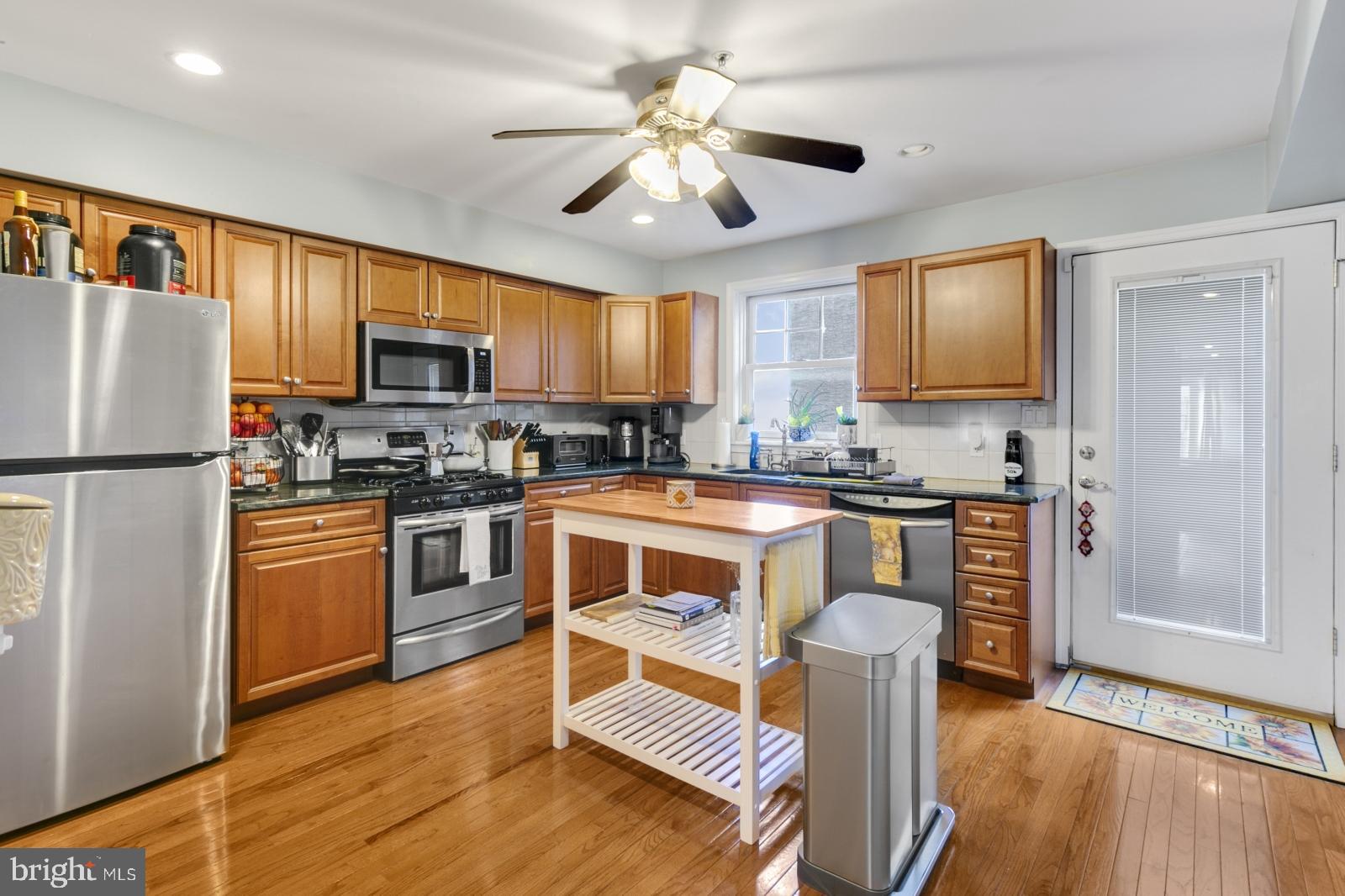 PENNSPORT - Residential Lease