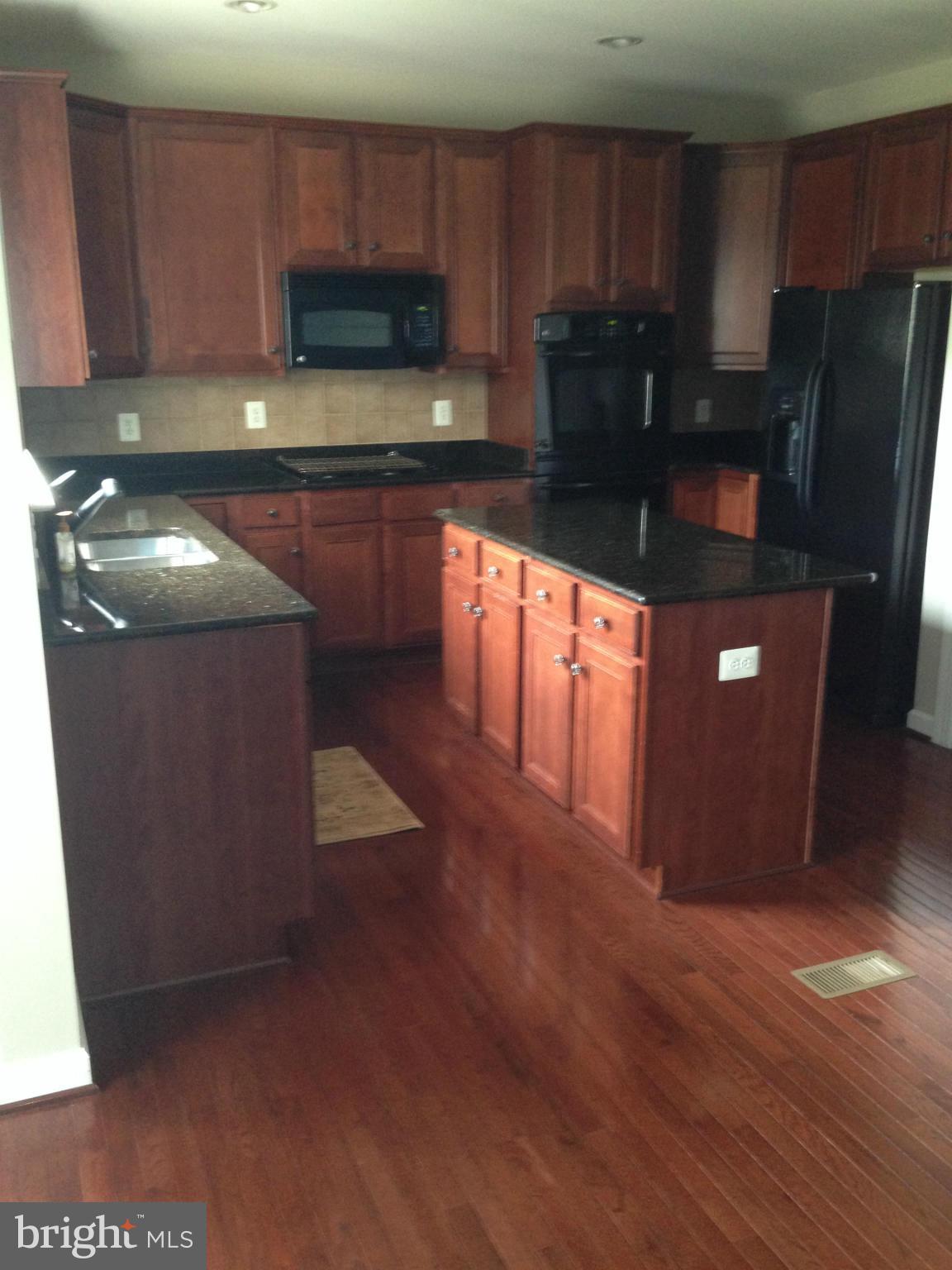 WESTMARKET          LAND - Residential Lease