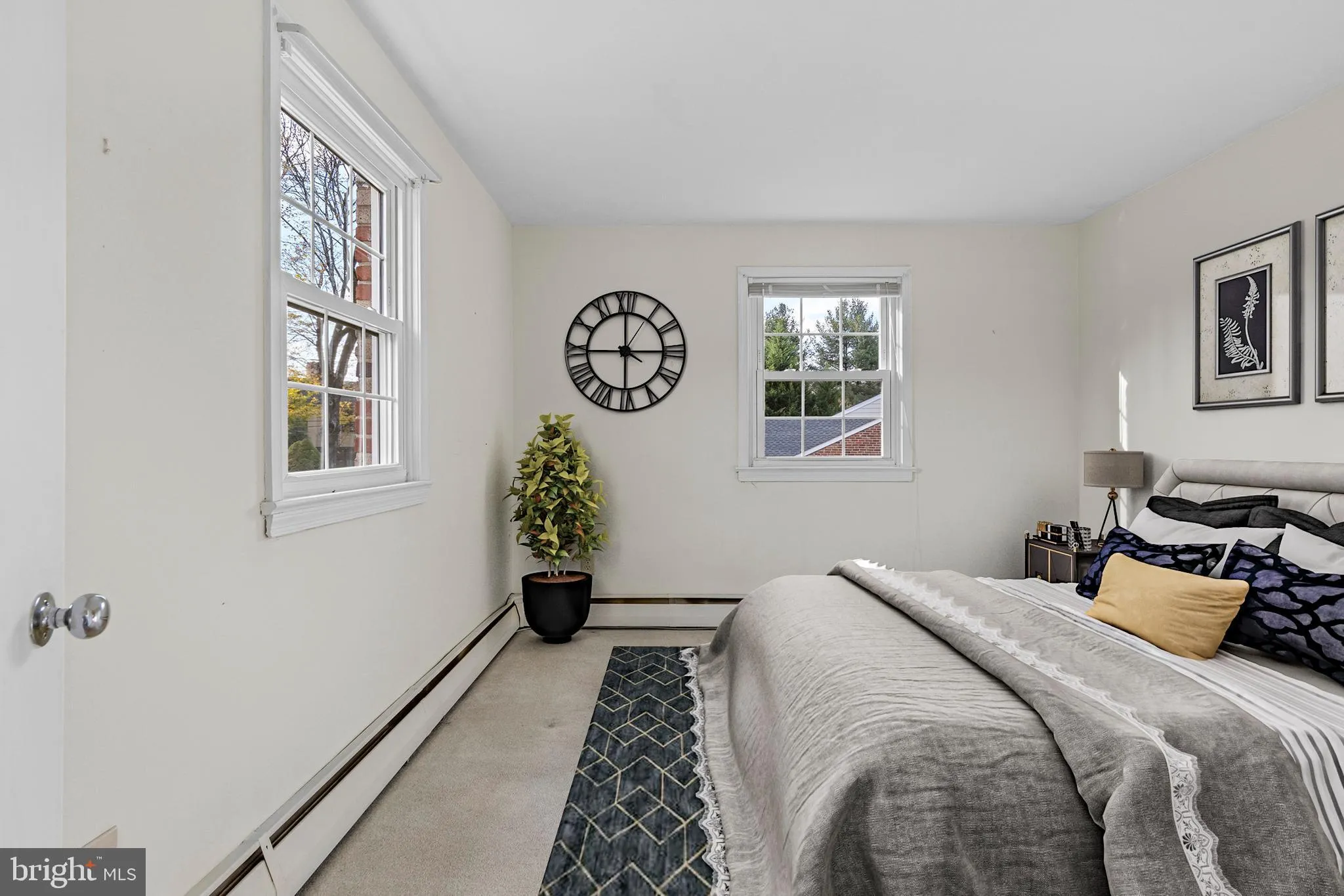 Devon, Pennsylvania 19333, United States, 3 Bedrooms Bedrooms, ,2 BathroomsBathrooms,Residential,Contingent,249667