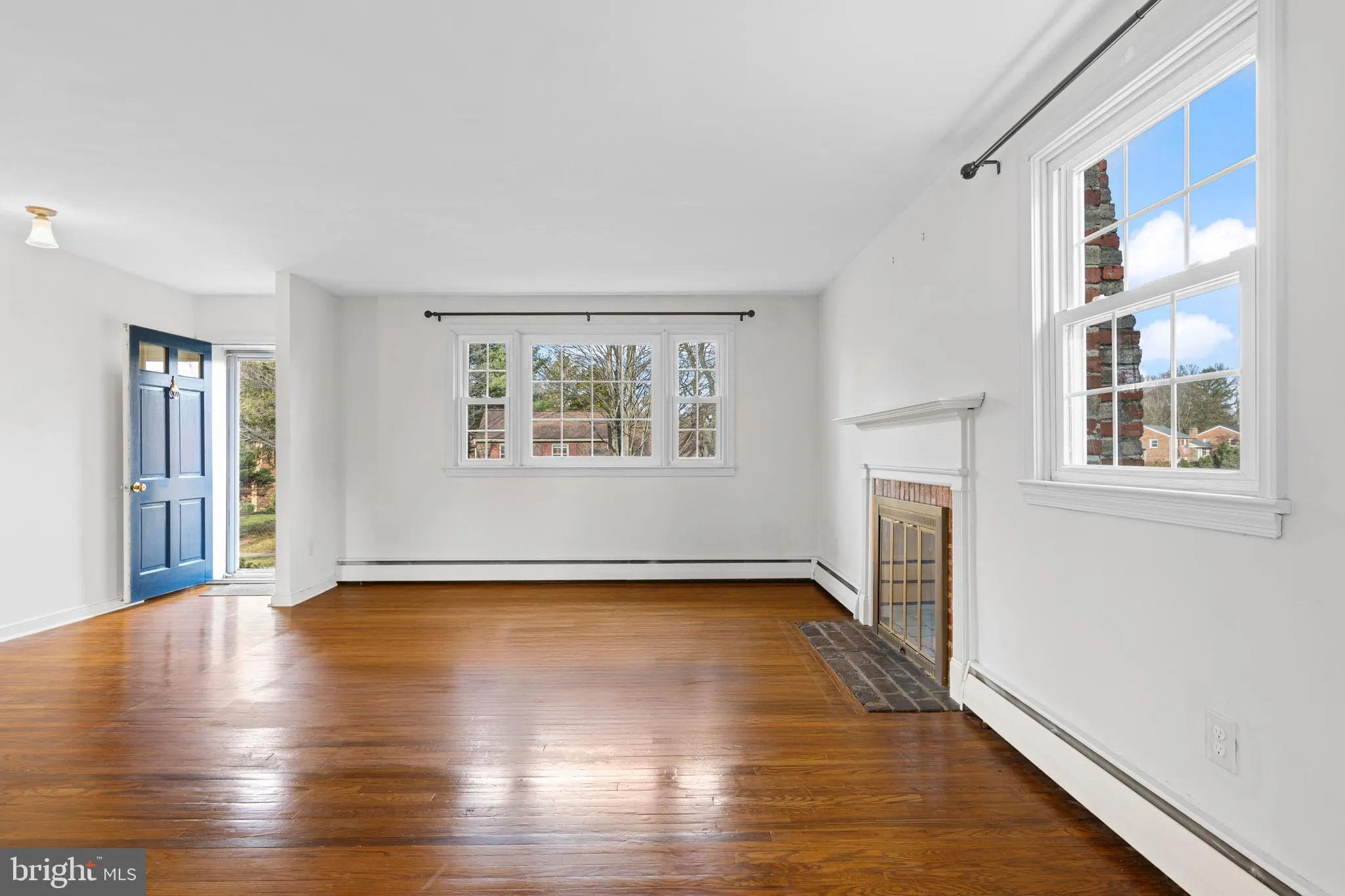 Devon, Pennsylvania 19333, United States, 3 Bedrooms Bedrooms, ,2 BathroomsBathrooms,Residential,Contingent,249667