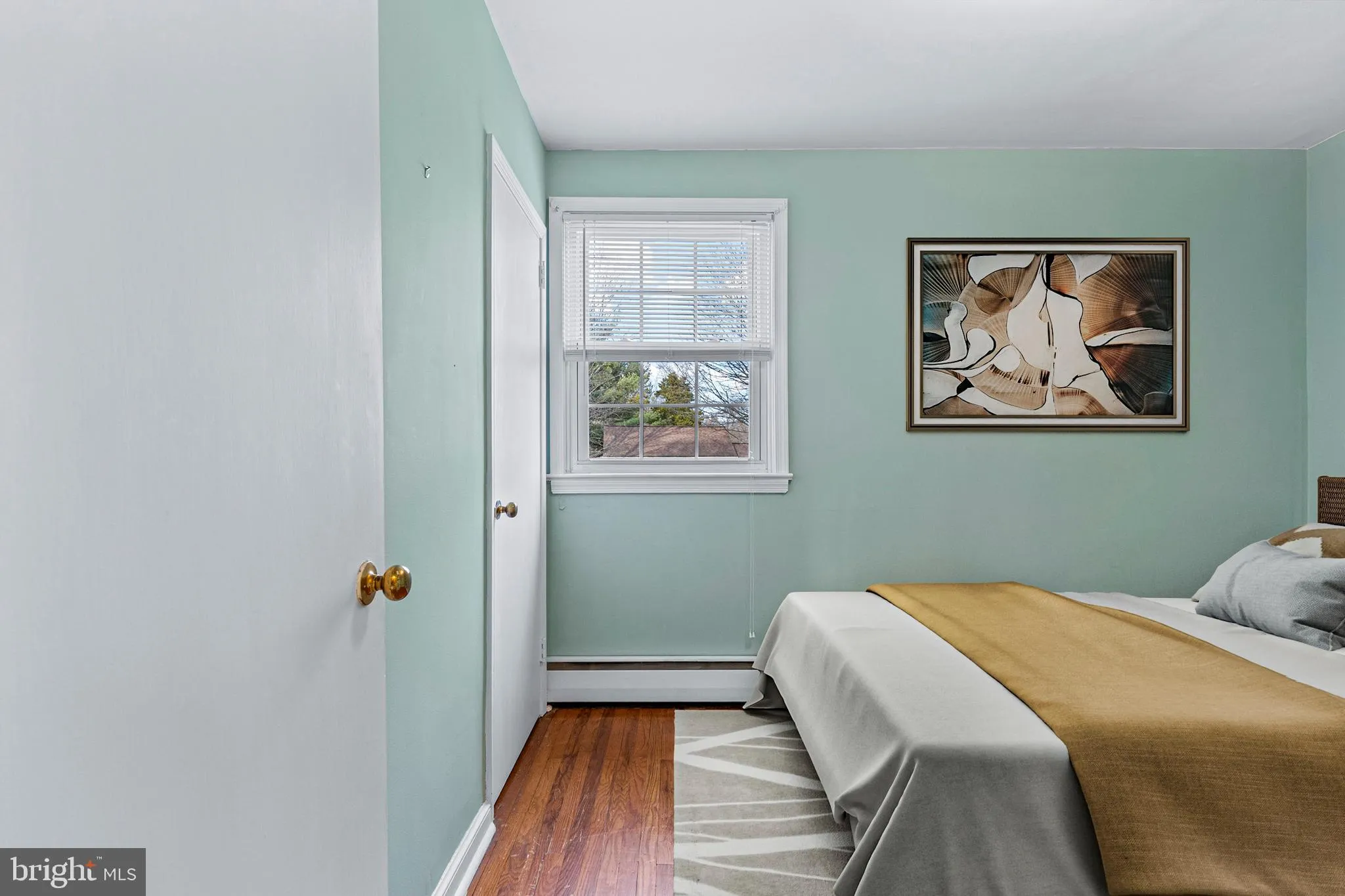 Devon, Pennsylvania 19333, United States, 3 Bedrooms Bedrooms, ,2 BathroomsBathrooms,Residential,Contingent,249667