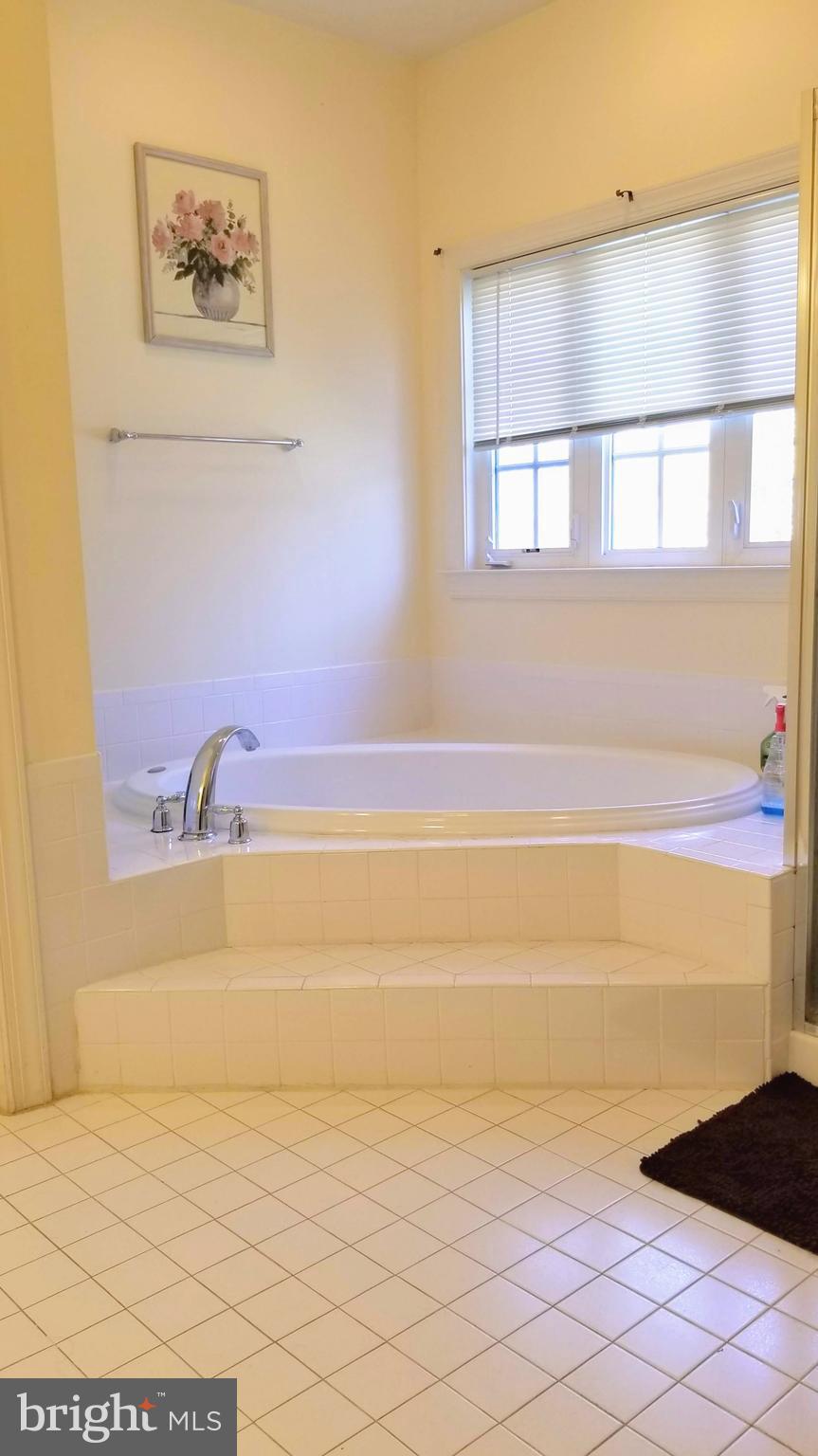 POWELLS LANDING - Residential Lease