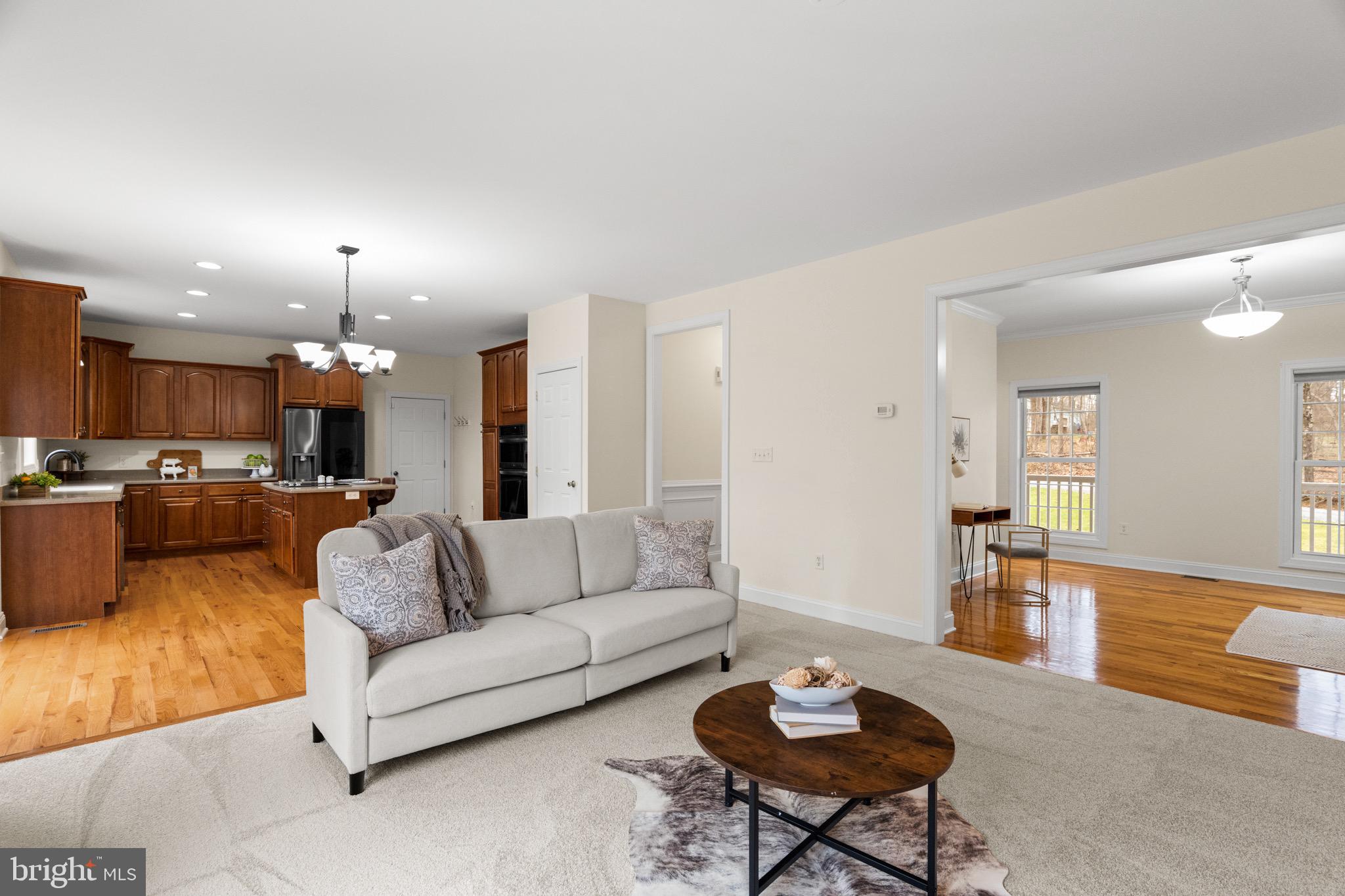 SHANNONDALE - Residential