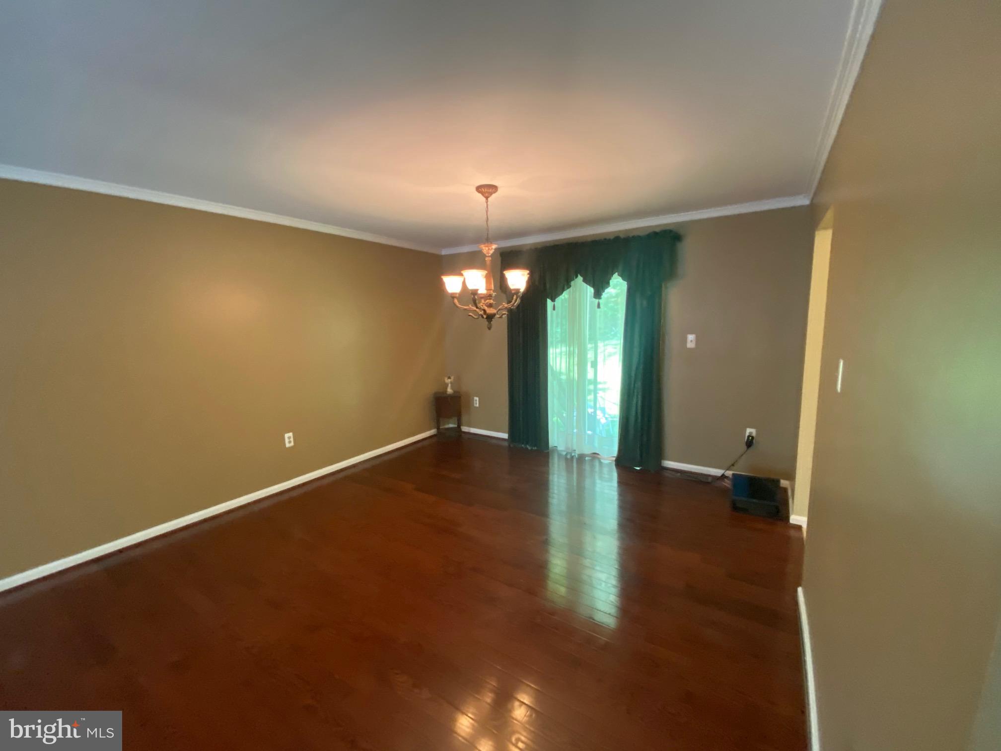 MARLTON - Residential