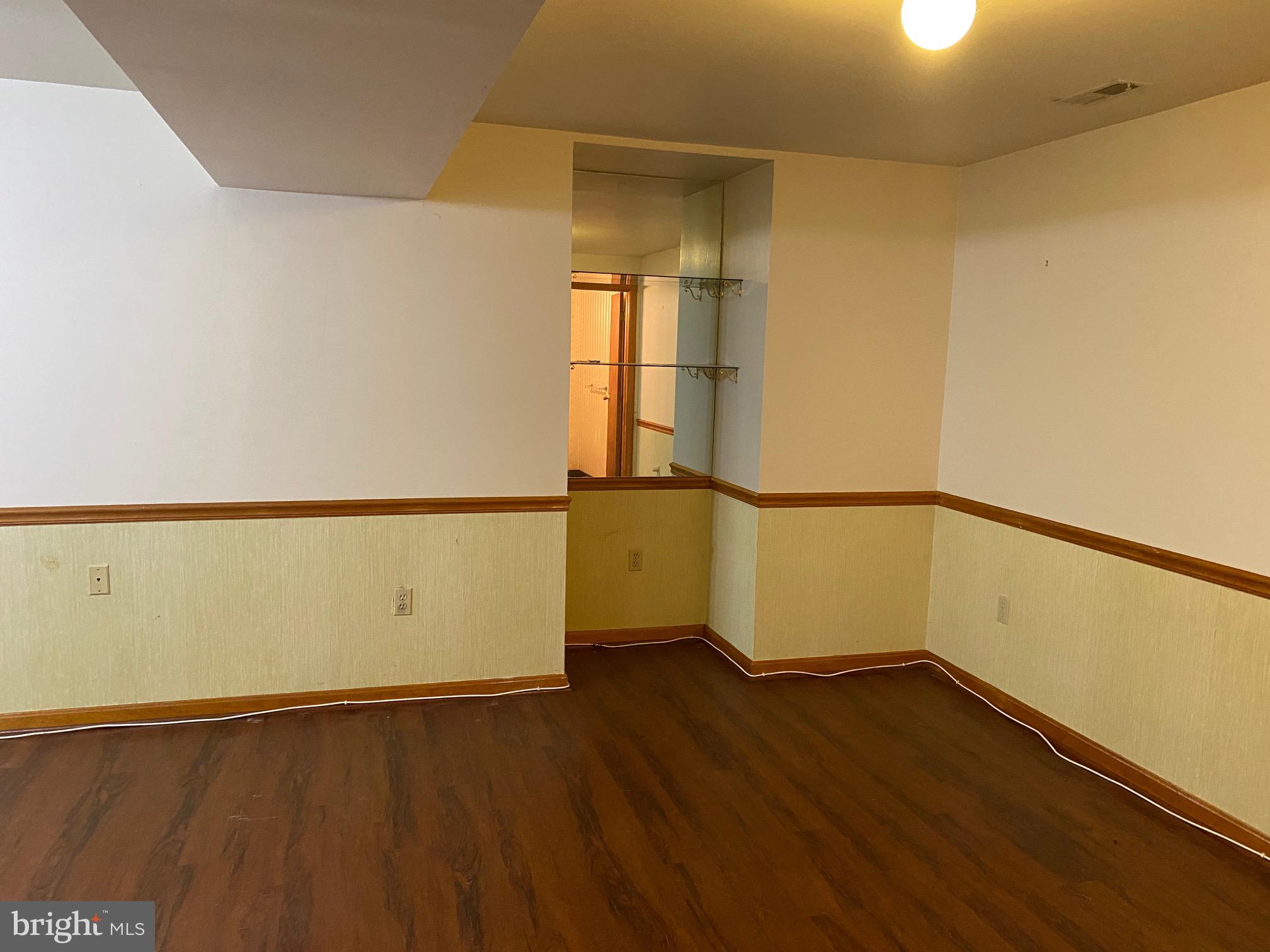 MARLTON - Residential