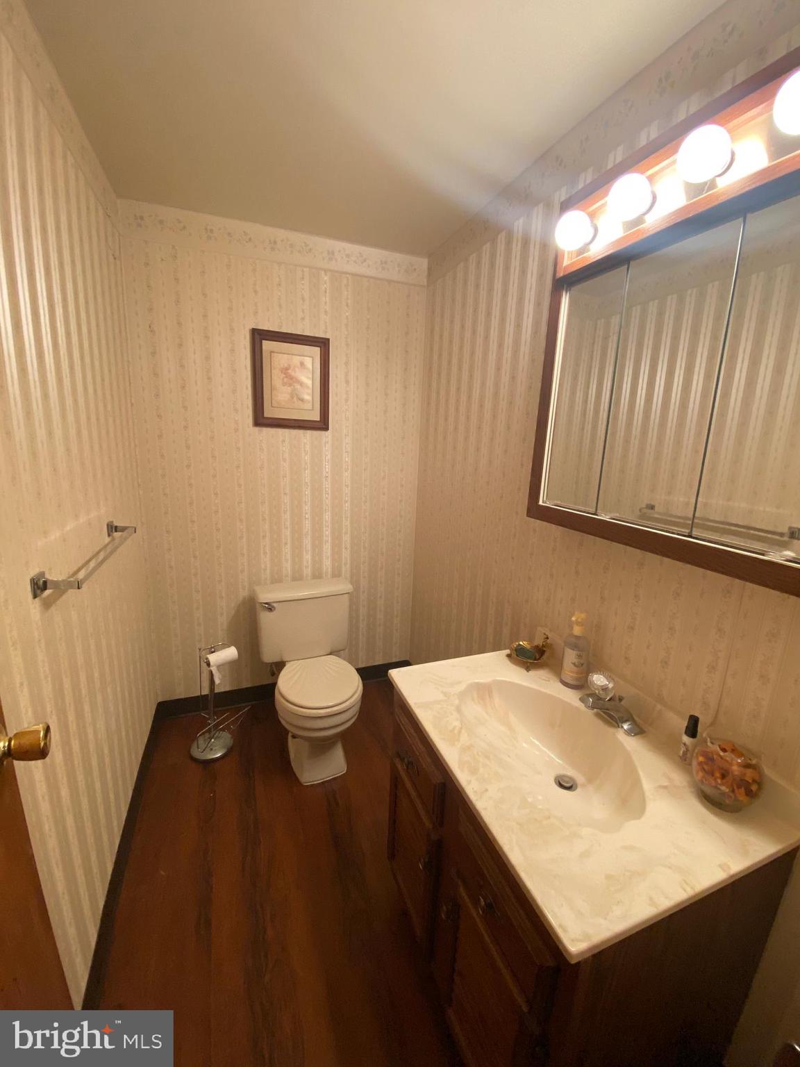 MARLTON - Residential