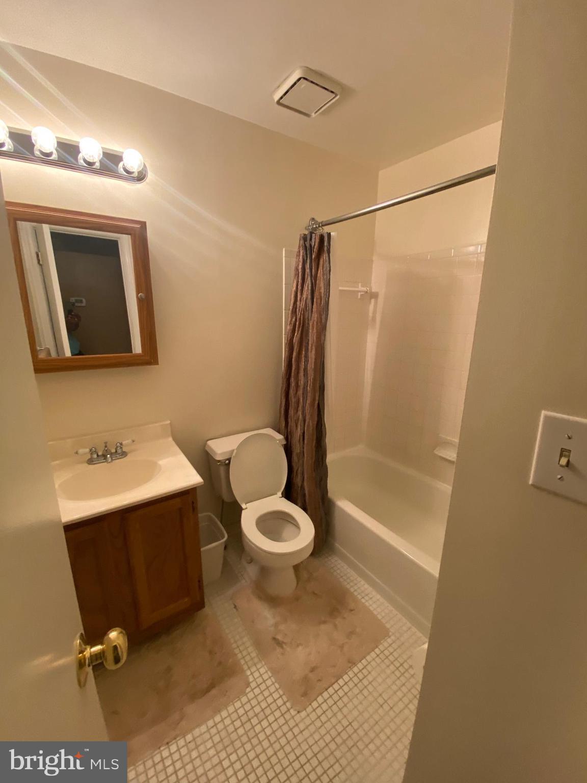 MARLTON - Residential