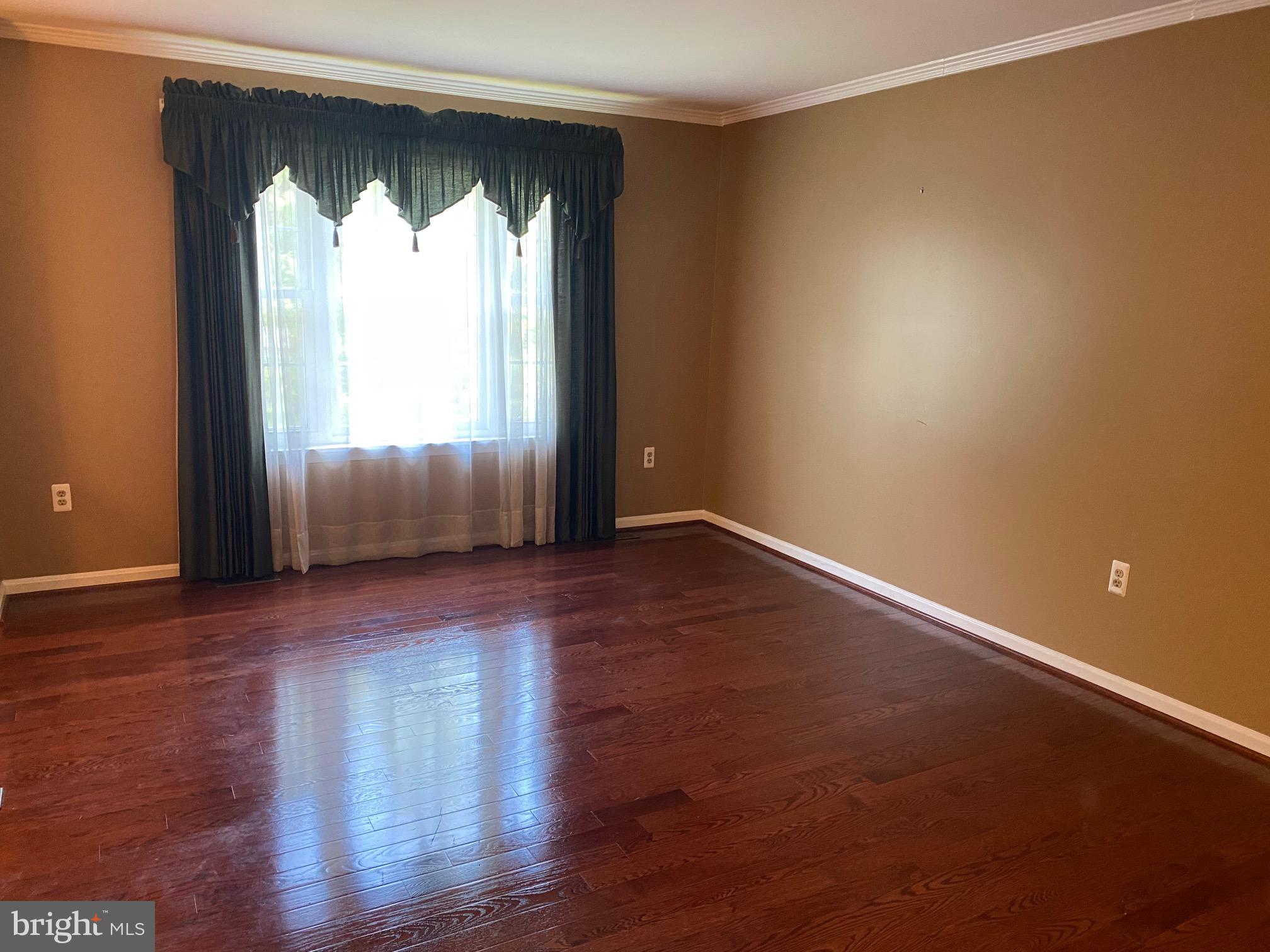 MARLTON - Residential