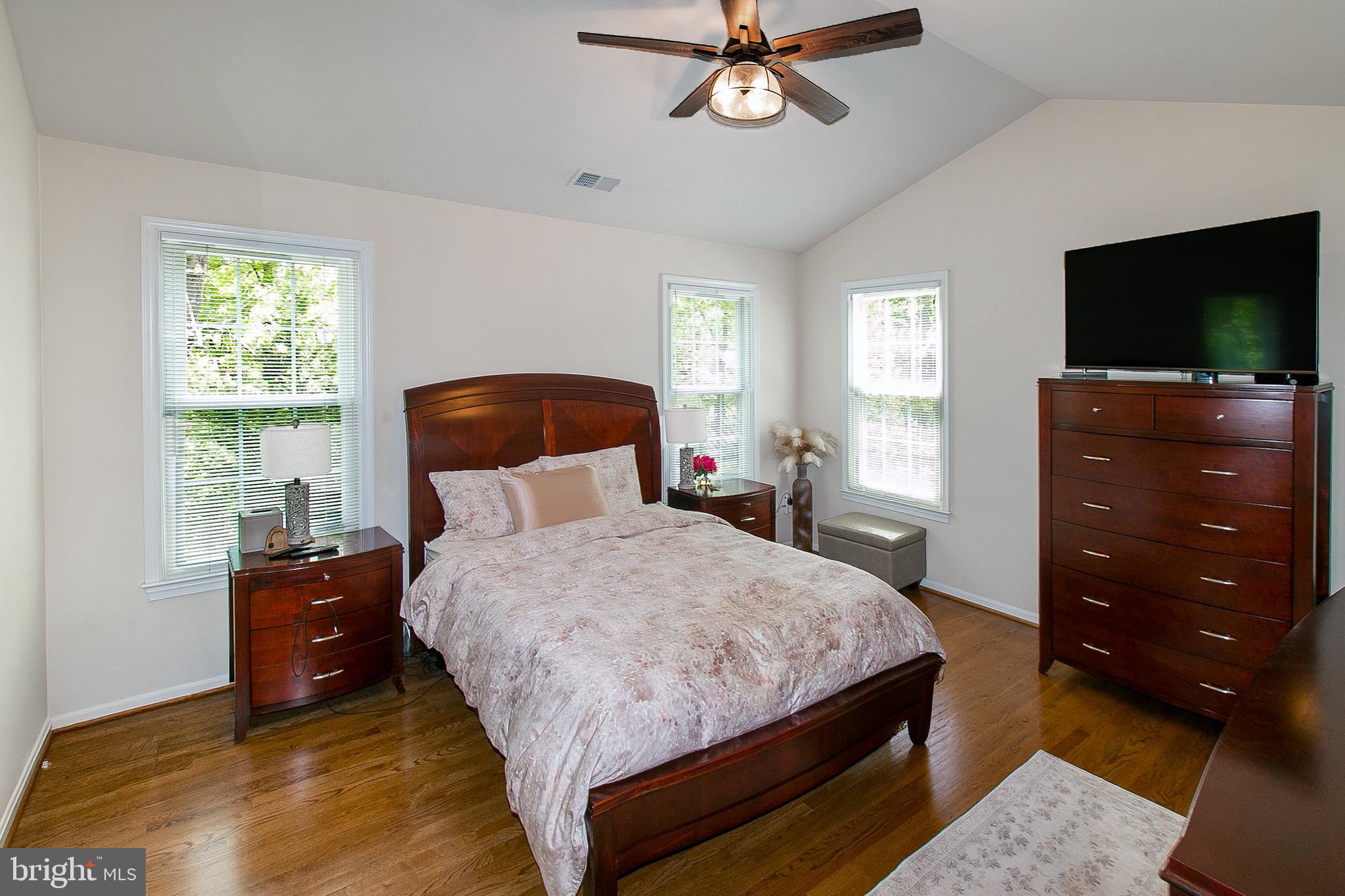 CLIFTON FARM - Residential