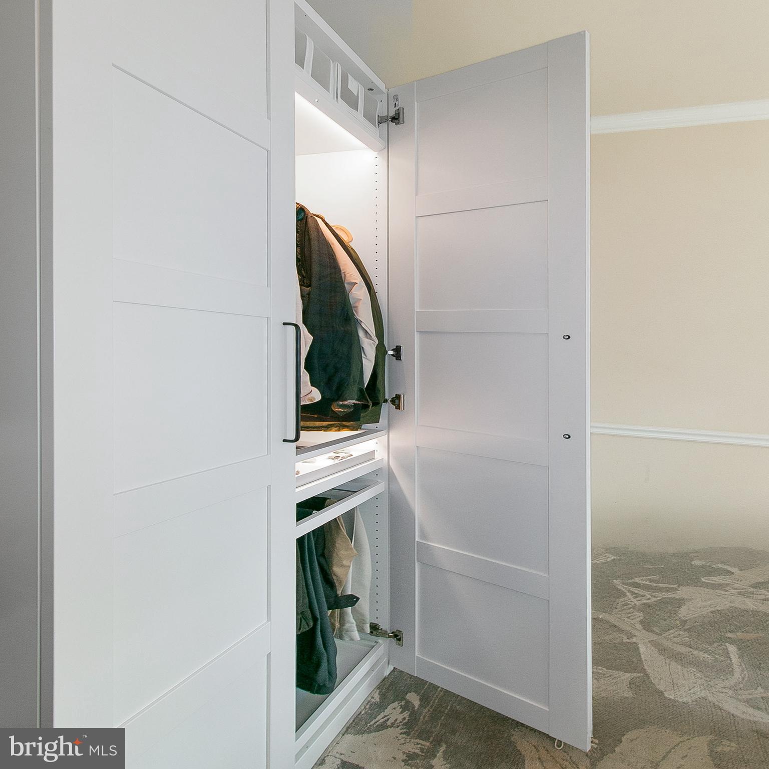 CLIFTON FARM - Residential