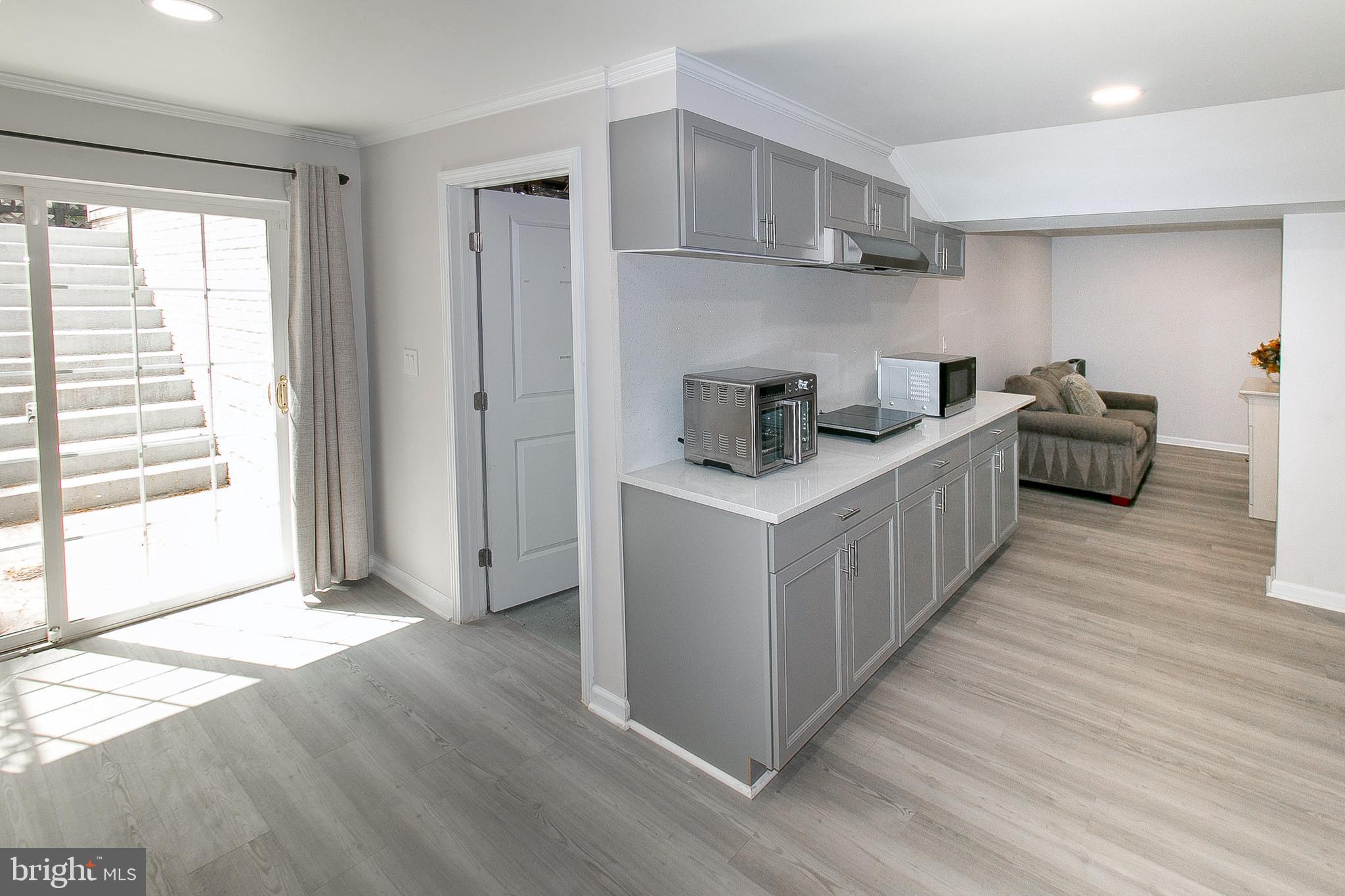 CLIFTON FARM - Residential