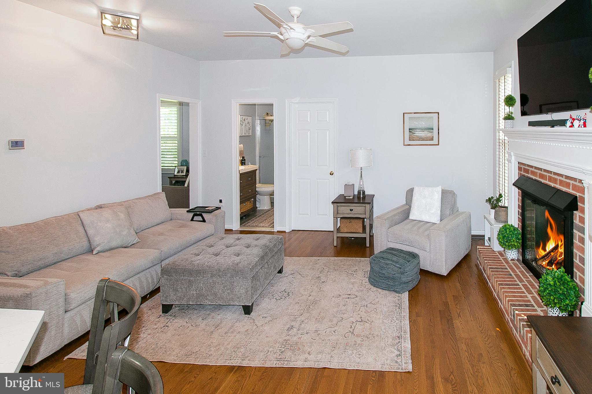 CLIFTON FARM - Residential