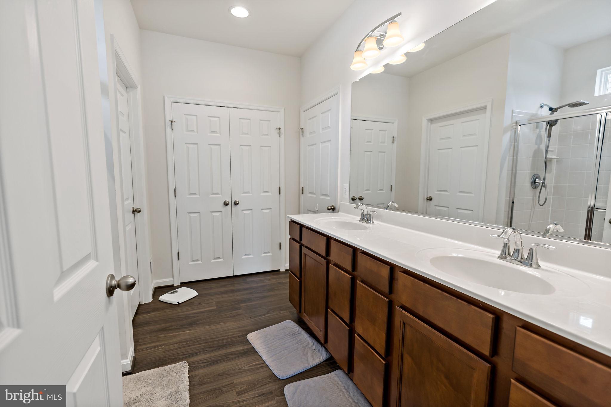 SHENANDOAH SPRINGS - Residential