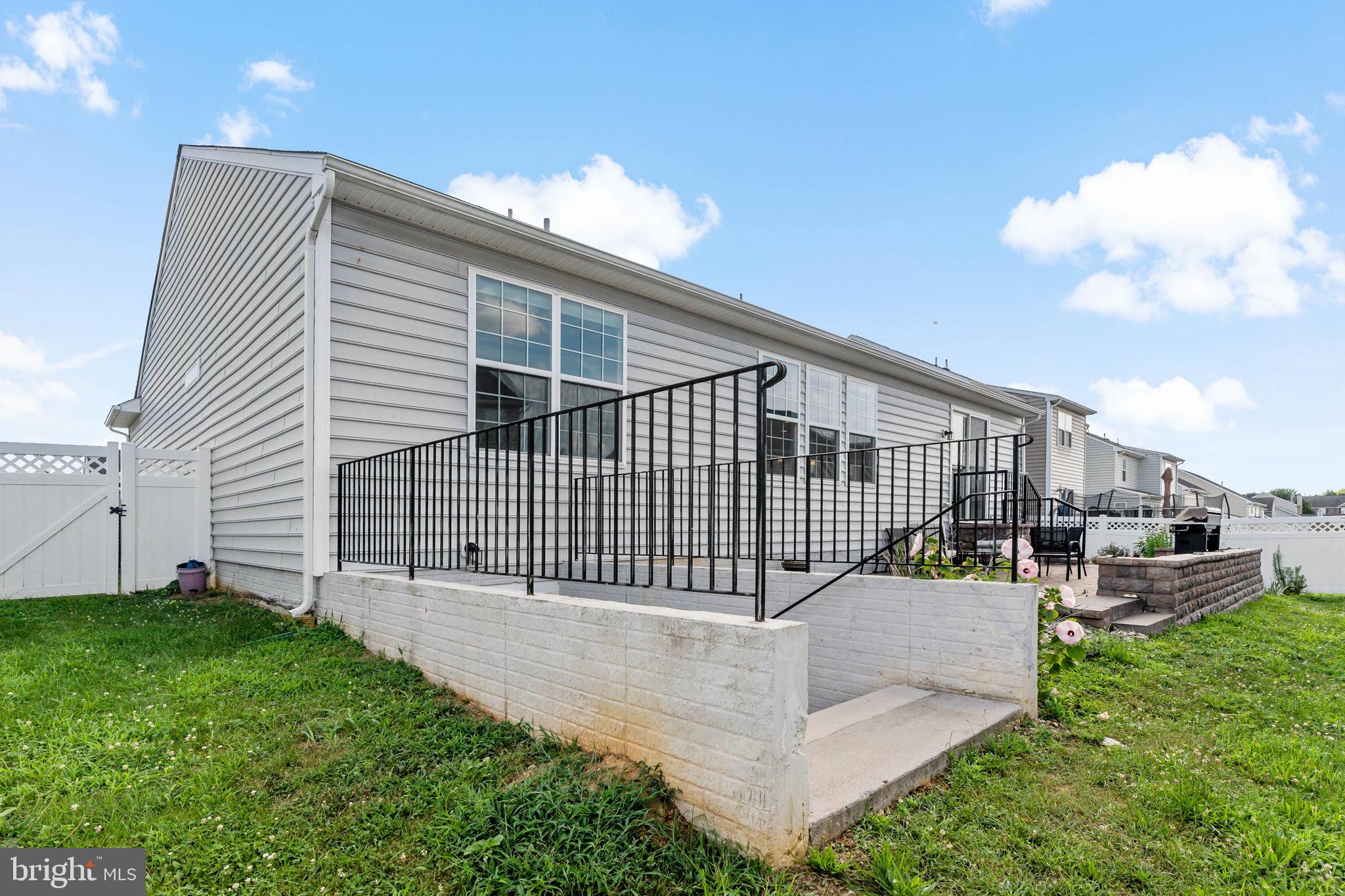 SHENANDOAH SPRINGS - Residential