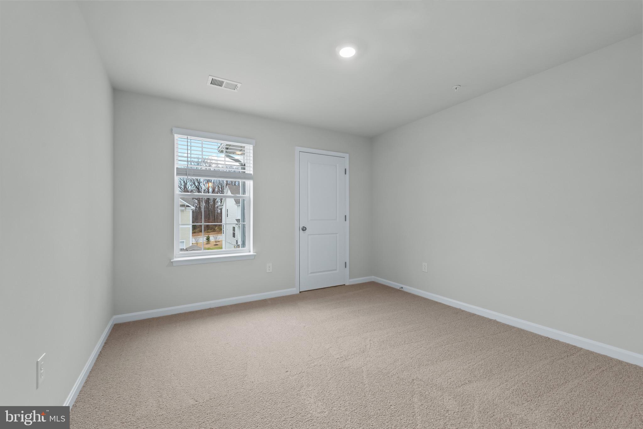 CREEKSIDE ESTATES - Residential