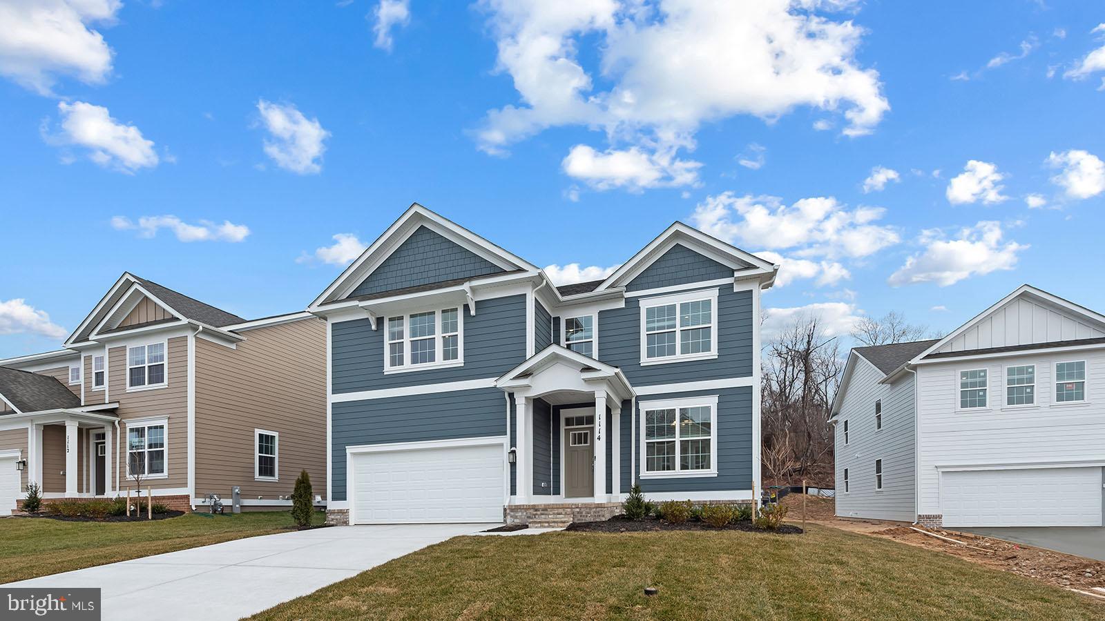 CREEKSIDE ESTATES - Residential