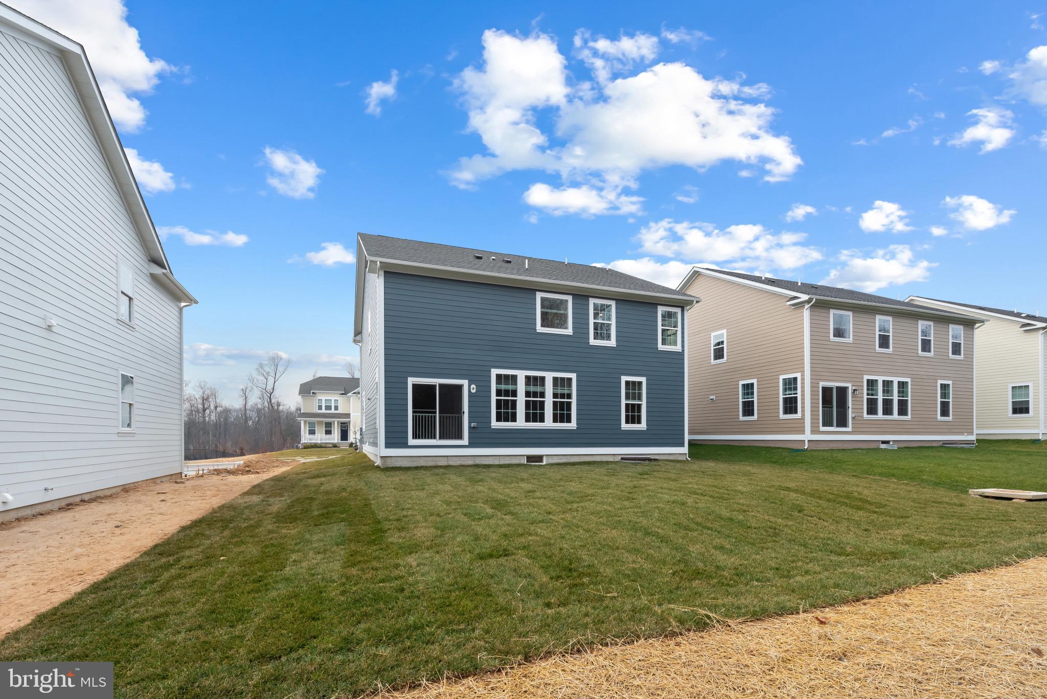 CREEKSIDE ESTATES - Residential