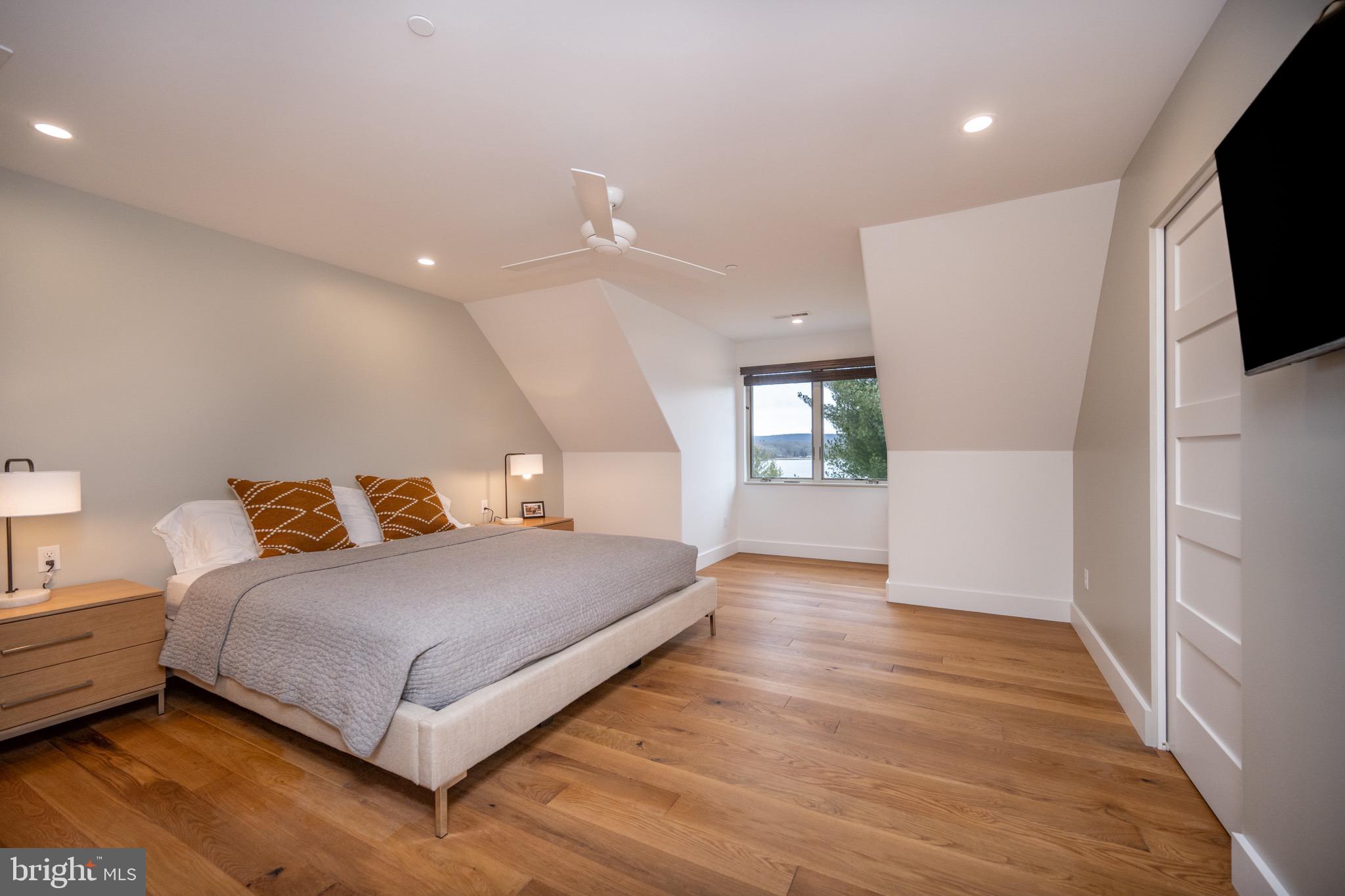 THE RESERVE AT HOLY CROSS - Residential