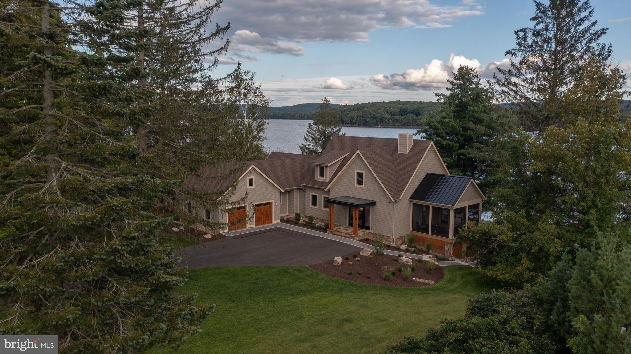 THE RESERVE AT HOLY CROSS - Residential