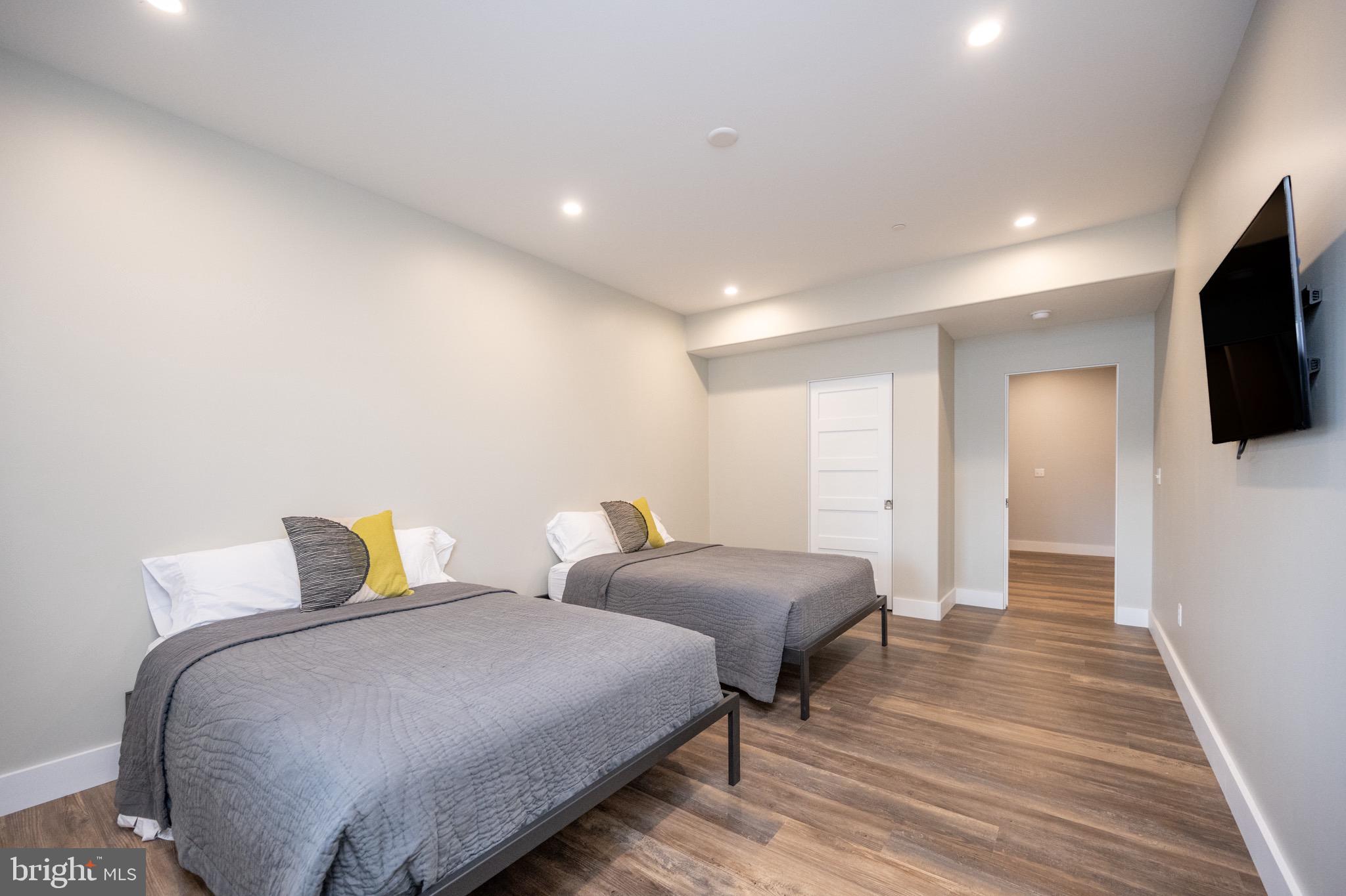 THE RESERVE AT HOLY CROSS - Residential