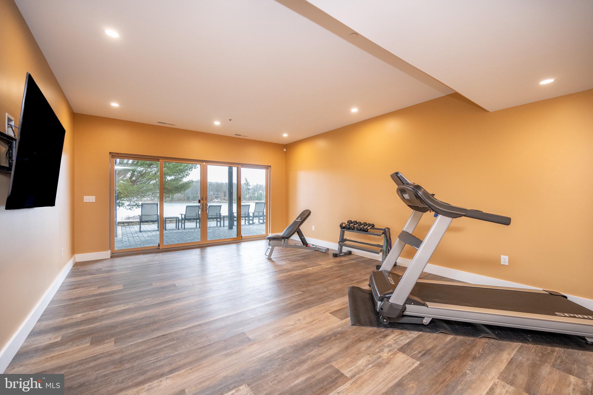 THE RESERVE AT HOLY CROSS - Residential