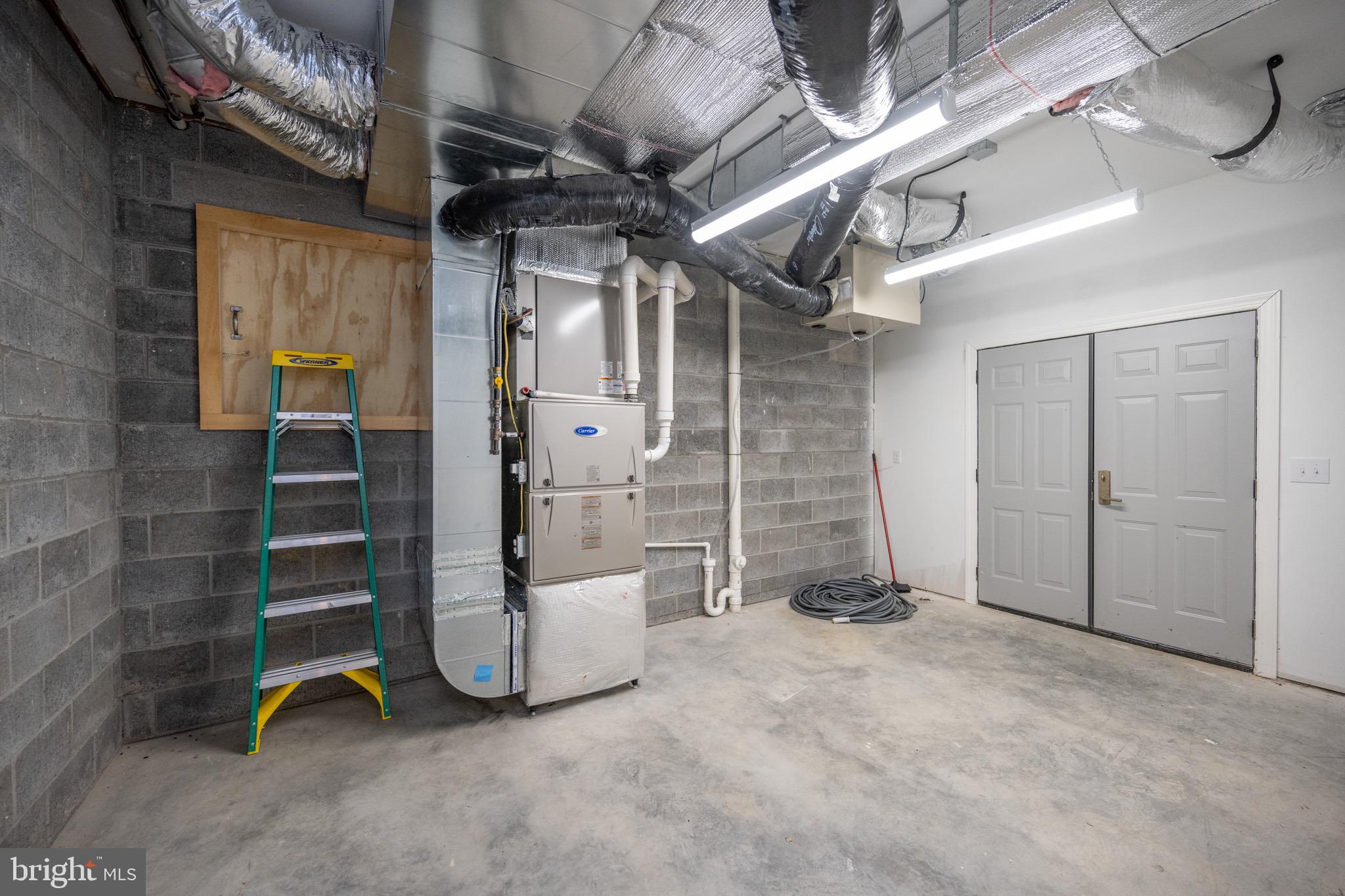 THE RESERVE AT HOLY CROSS - Residential