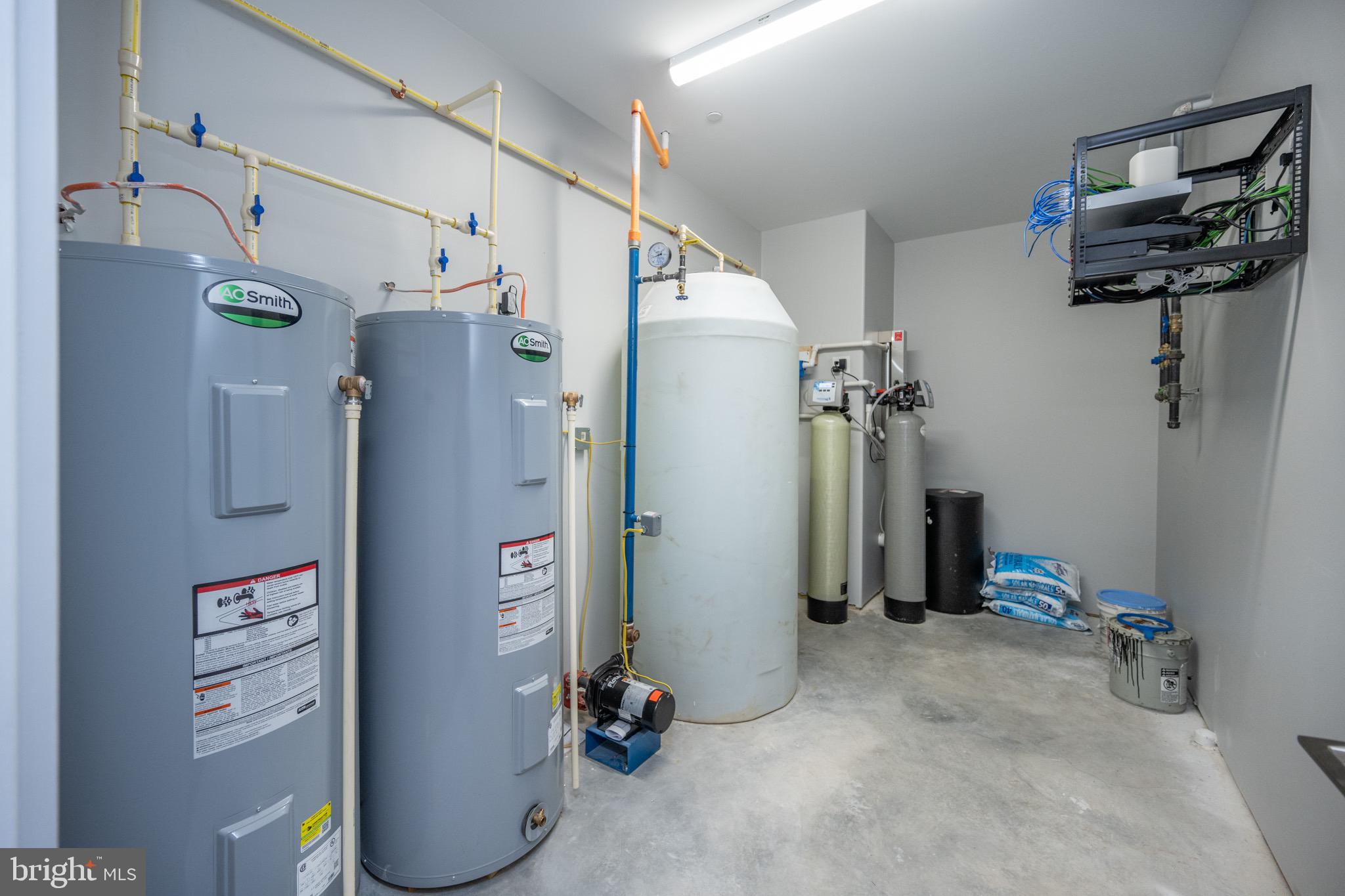 THE RESERVE AT HOLY CROSS - Residential