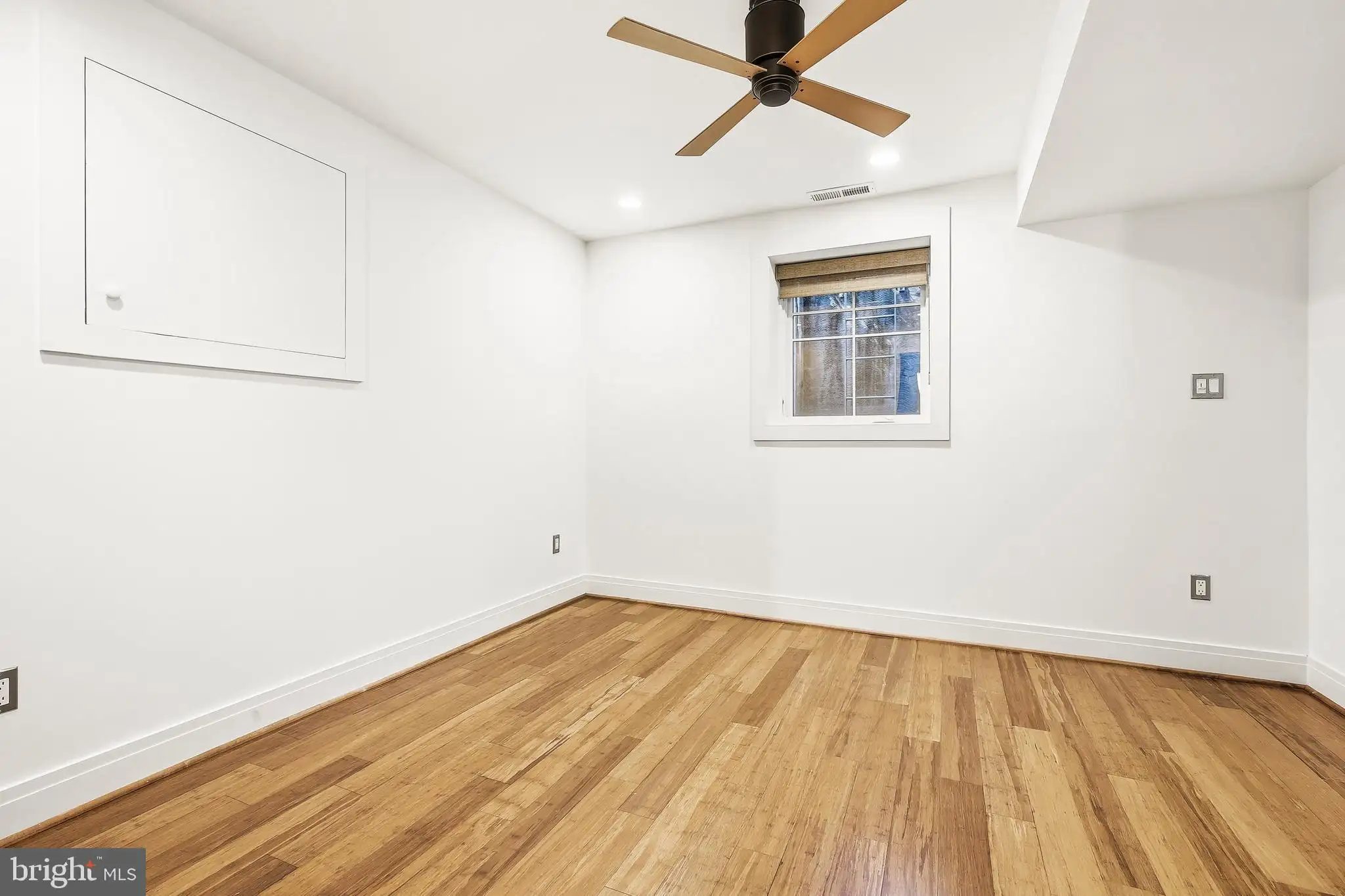 Additional image 109 of 8226 West Beach Drive NW, Washington, DC 20012