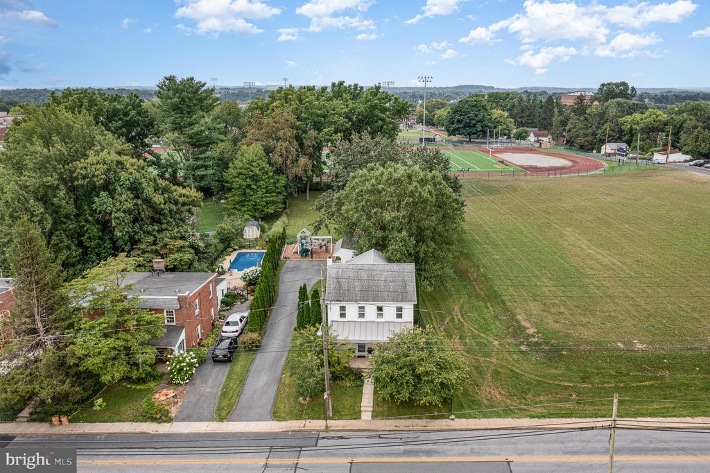 Photo of 36 E Cottage Avenue, MILLERSVILLE, PA 17551 (MLS # PALA2096264)