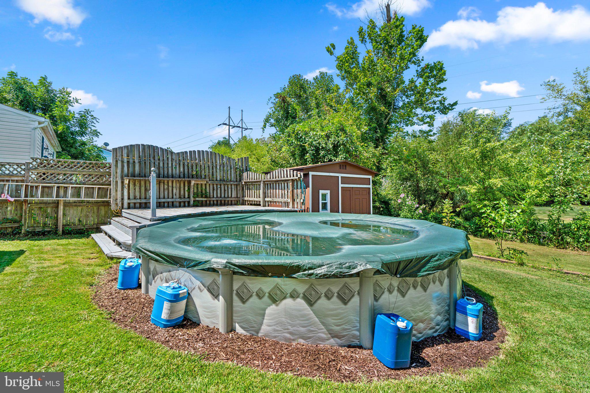 MEADOWBROOK - Residential