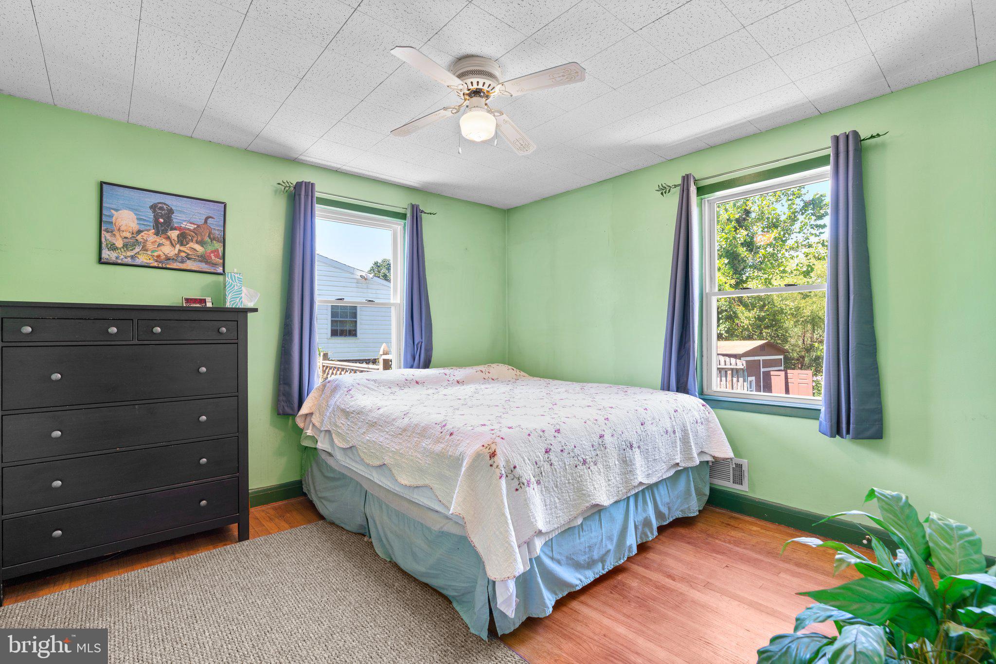 MEADOWBROOK - Residential