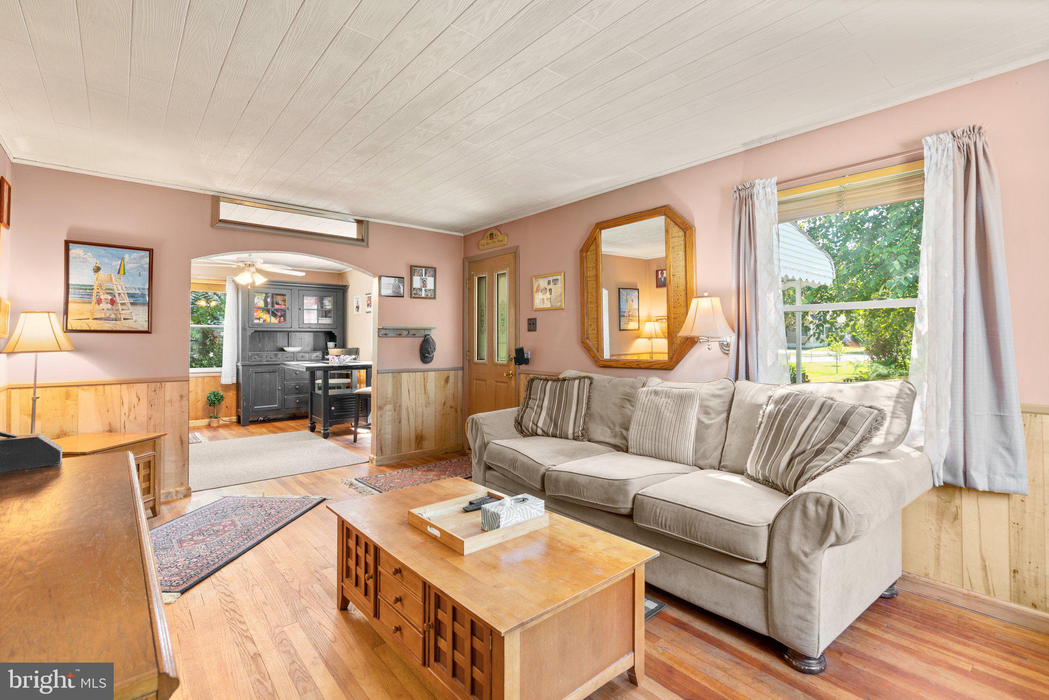 MEADOWBROOK - Residential