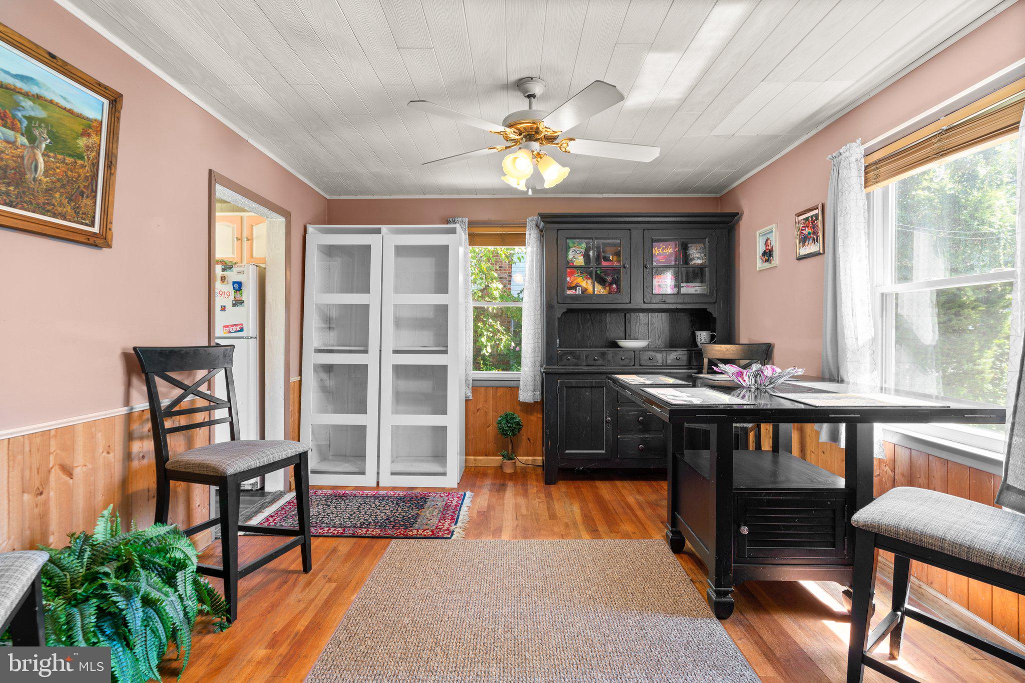 MEADOWBROOK - Residential