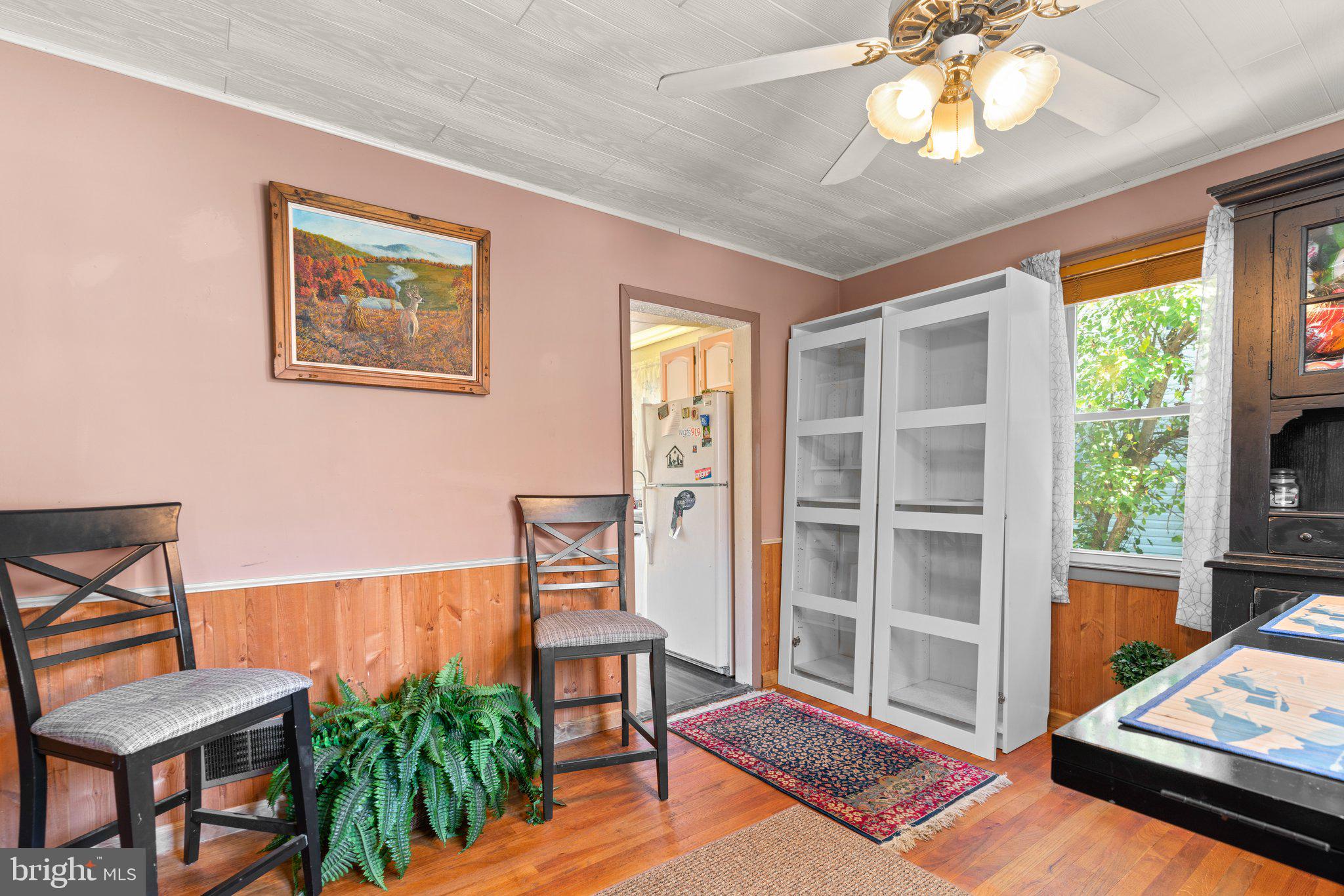 MEADOWBROOK - Residential