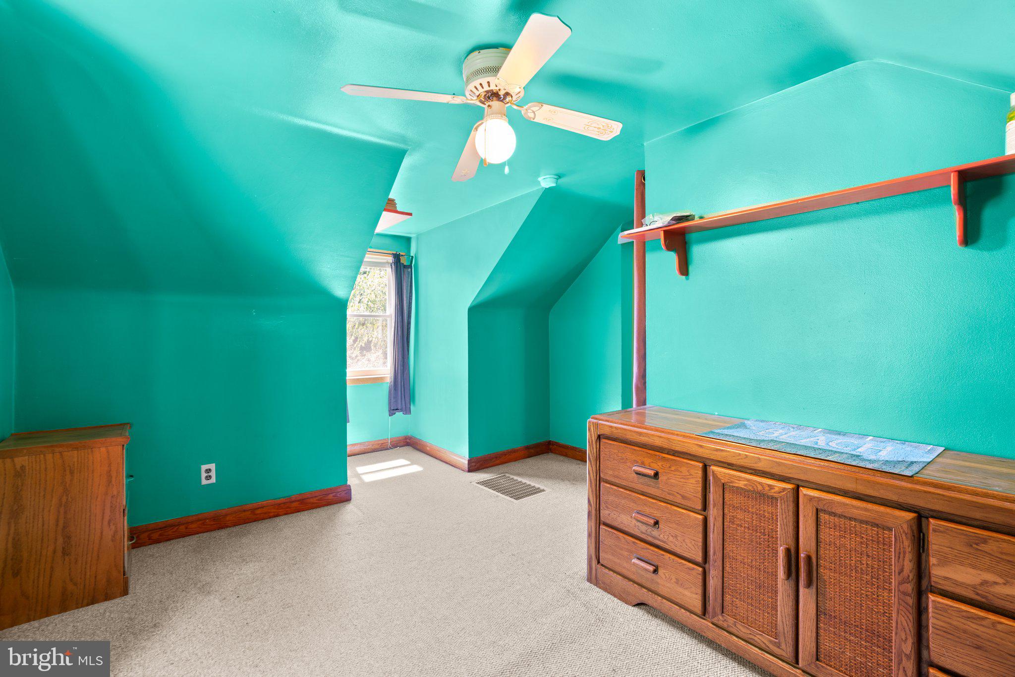 MEADOWBROOK - Residential