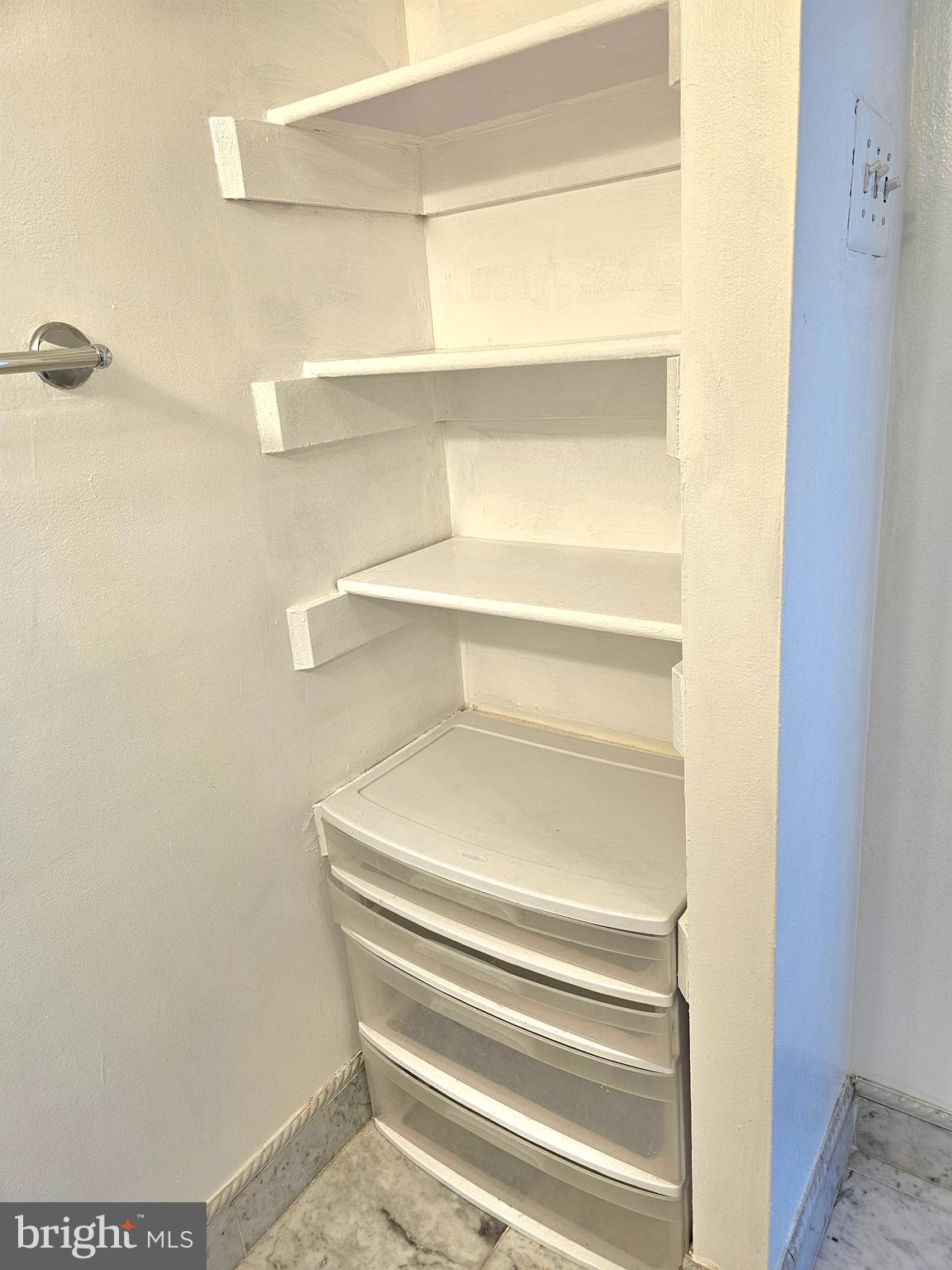 HUNTING CREEK CLUB - Residential Lease